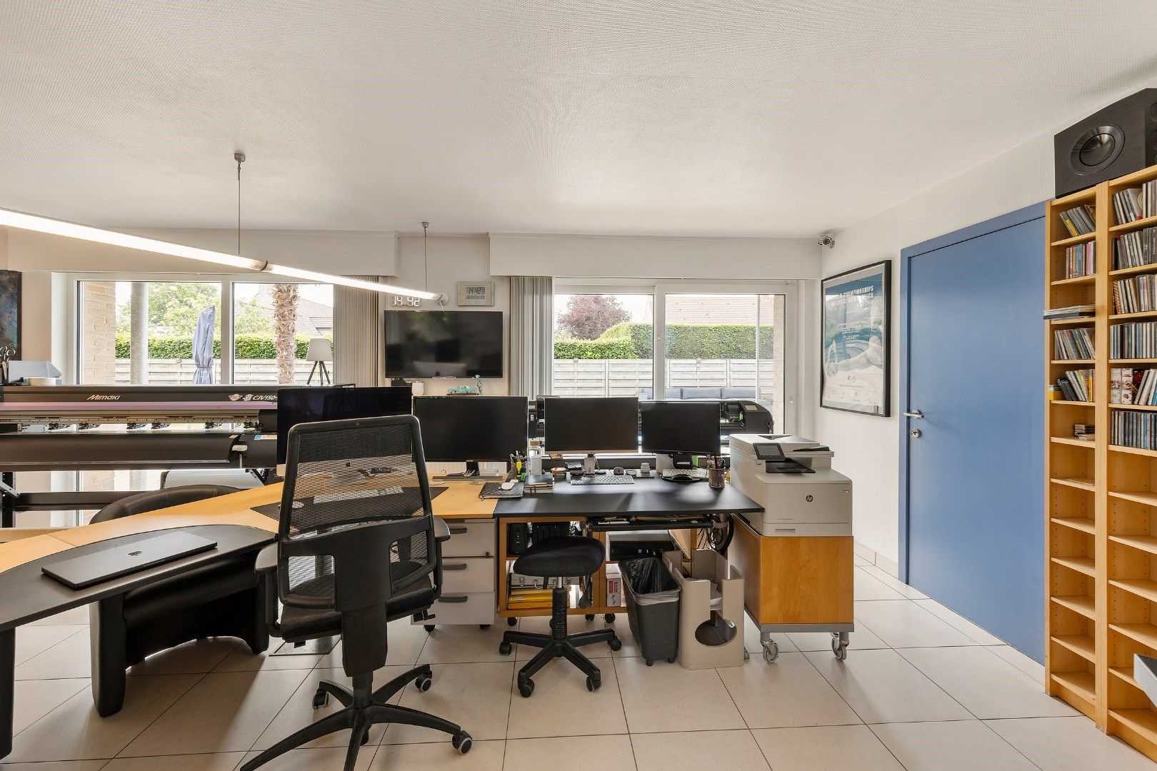 KANTOOR/PRAKTIJK + WOONST MET TUIN EN ZWEMBAD foto 4