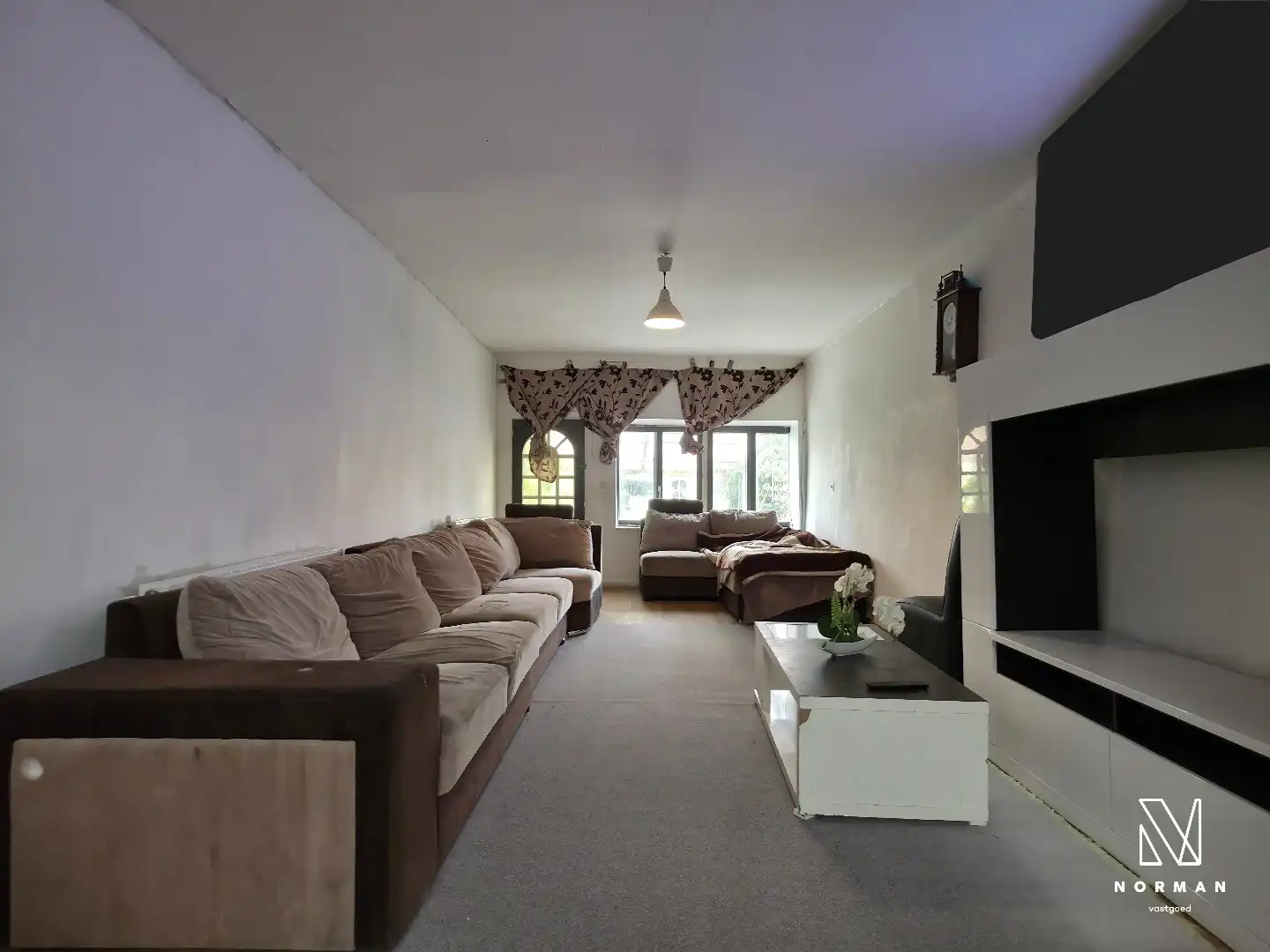 Woning met 4 slaapkamers in de Elfde Julilaan te Kortrijk foto 2