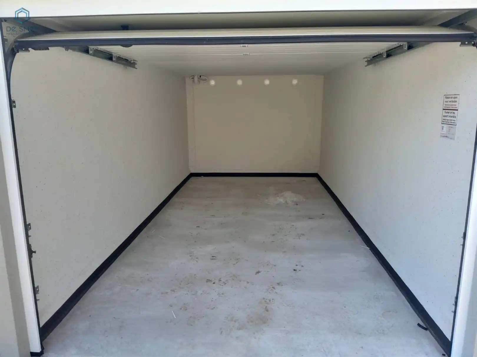 Parking/Garagebox foto 3