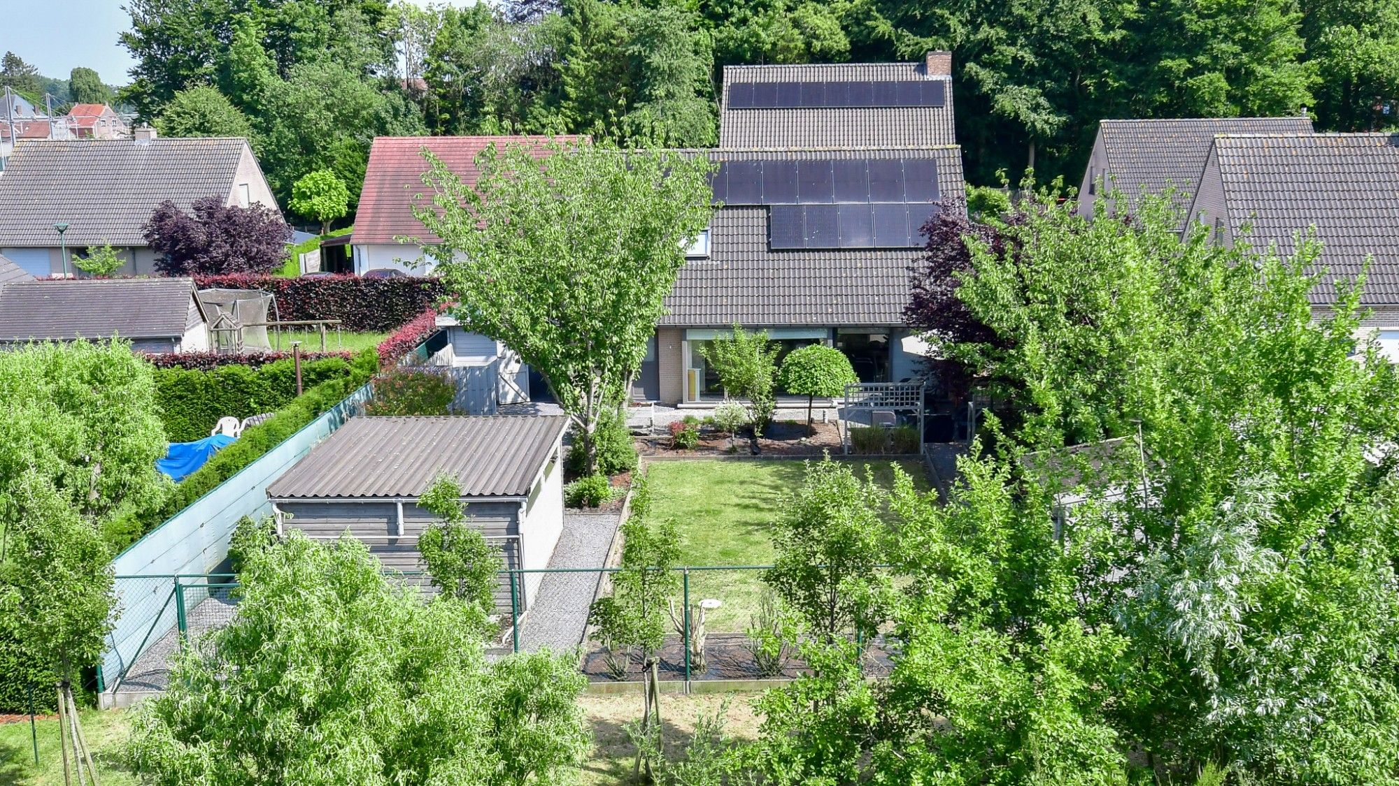 Energiezuinige gezinswoning met 4 slaapkamers en zonnige tuin in Maria-Aalter foto 4