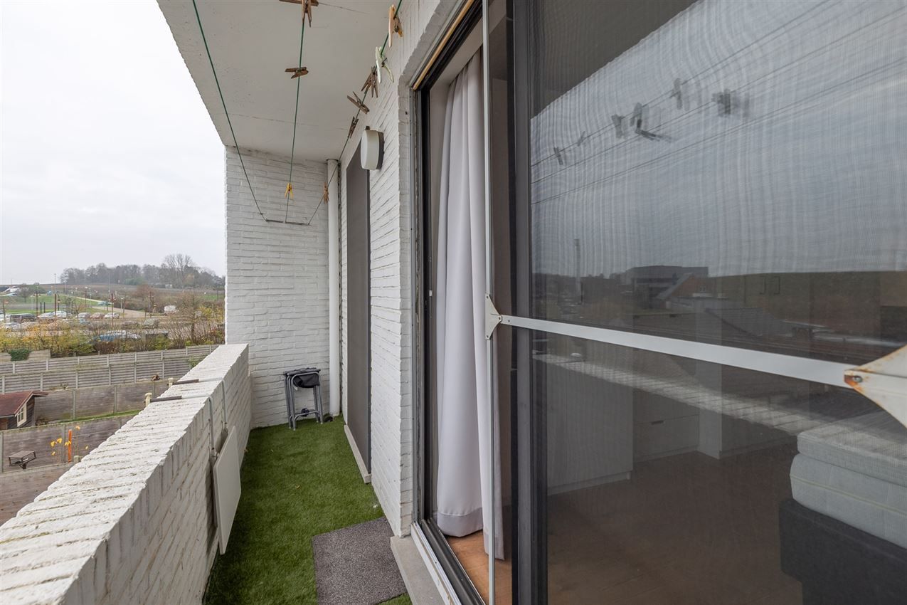 Gerenoveerd tweeslaapkamerappartement foto 24