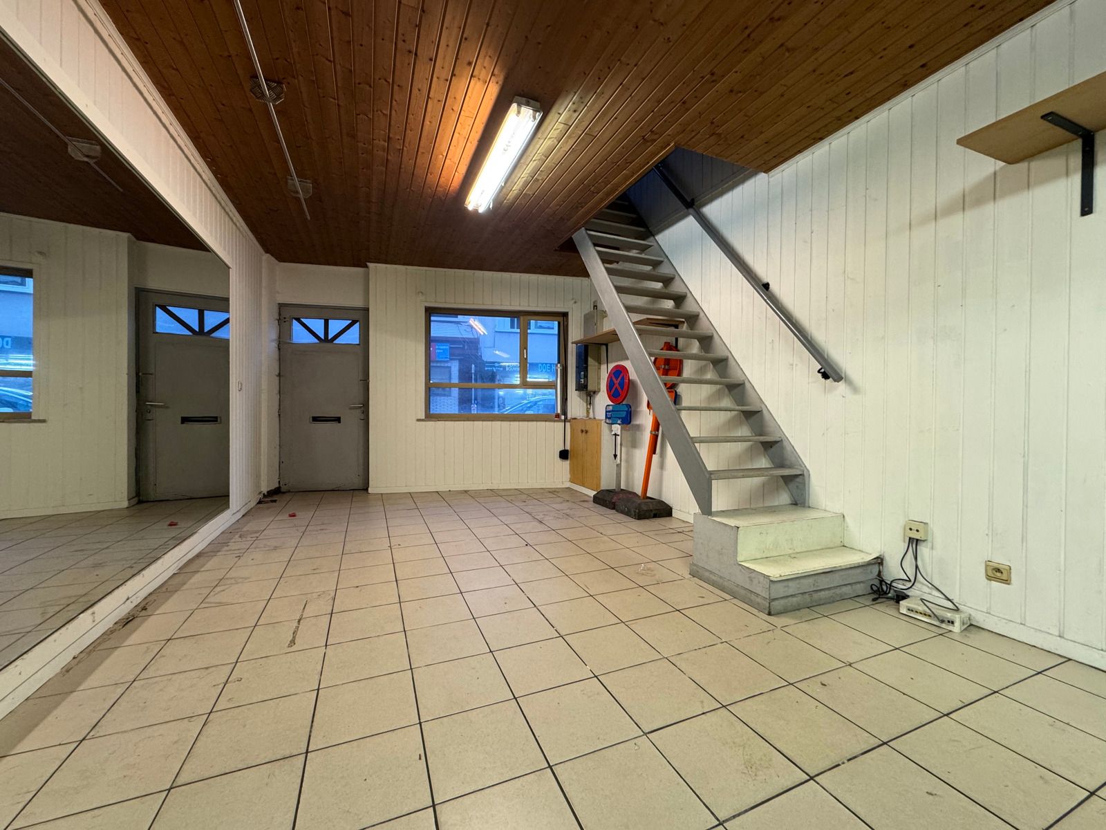 Te koop: te renoveren rijwoning in centrum Aalst foto 5