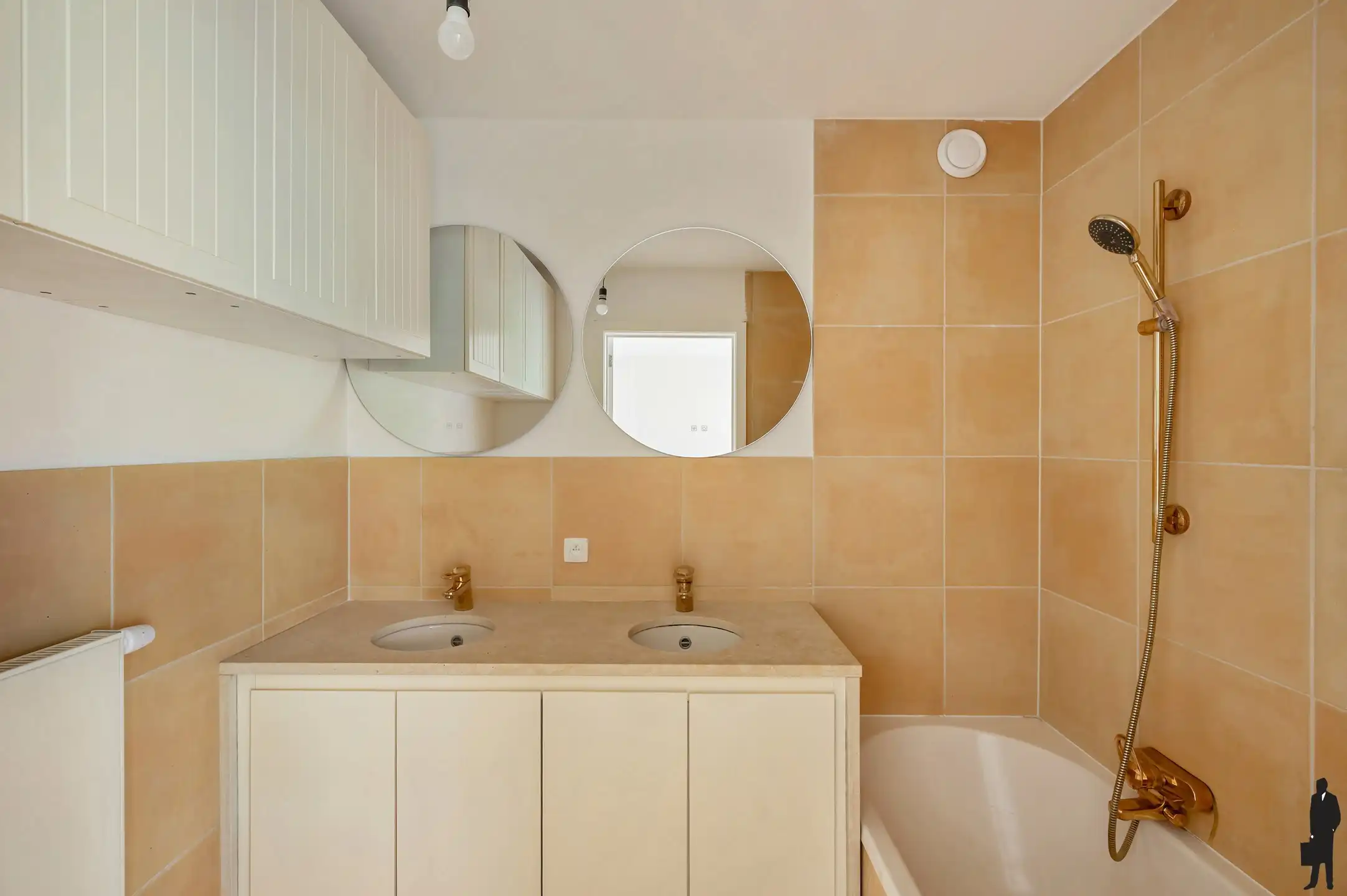 Ruim appartement op toplocatie met  Zuidgerichte koer. foto 17