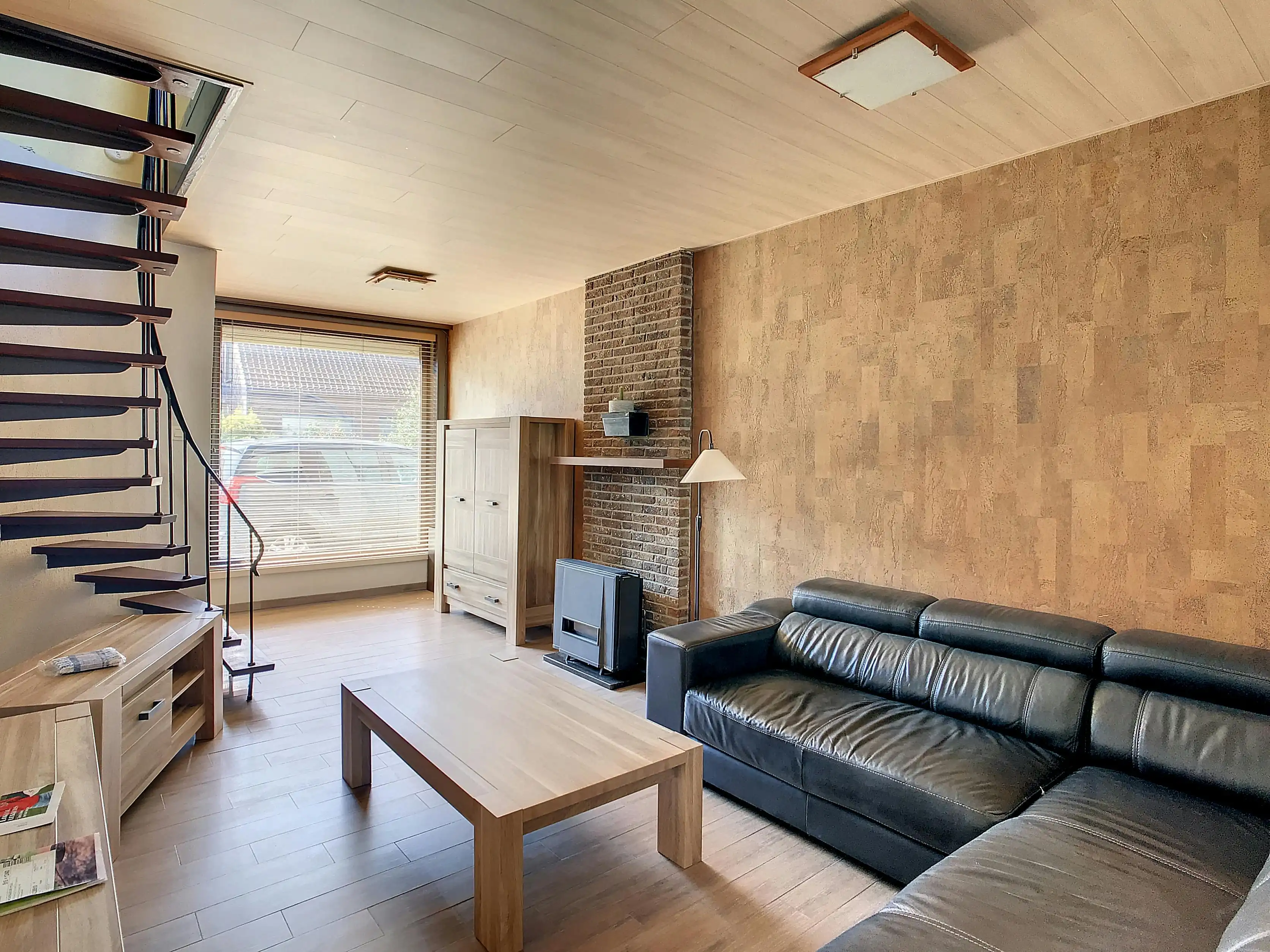 Gezellige rijwoning met 1 slaapkamer en terras foto 3