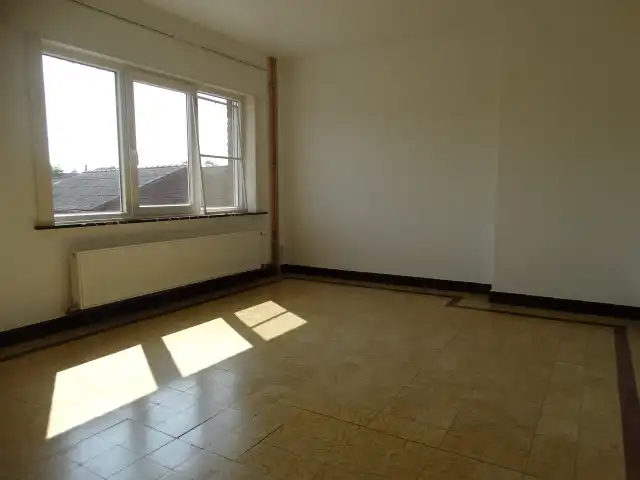 Instapklare woning met alle comfort en bijgebouw foto 16