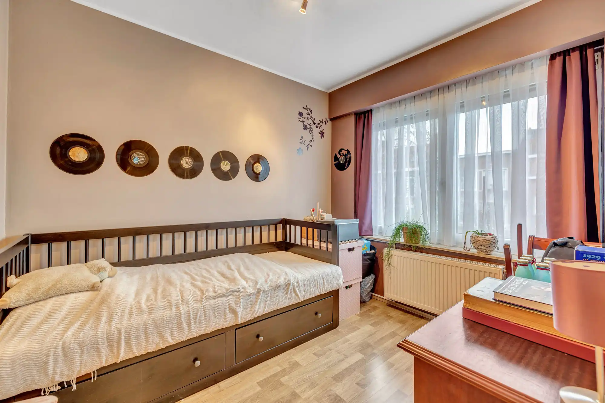 Gerenoveerd 2-slaapkamerappartement in Sint-Agatha-Berchem foto 14