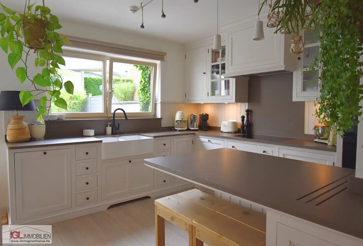 Ruime en energiezuinige woning met 3 slaapkamers in het hart van Vlezenbeek foto 5