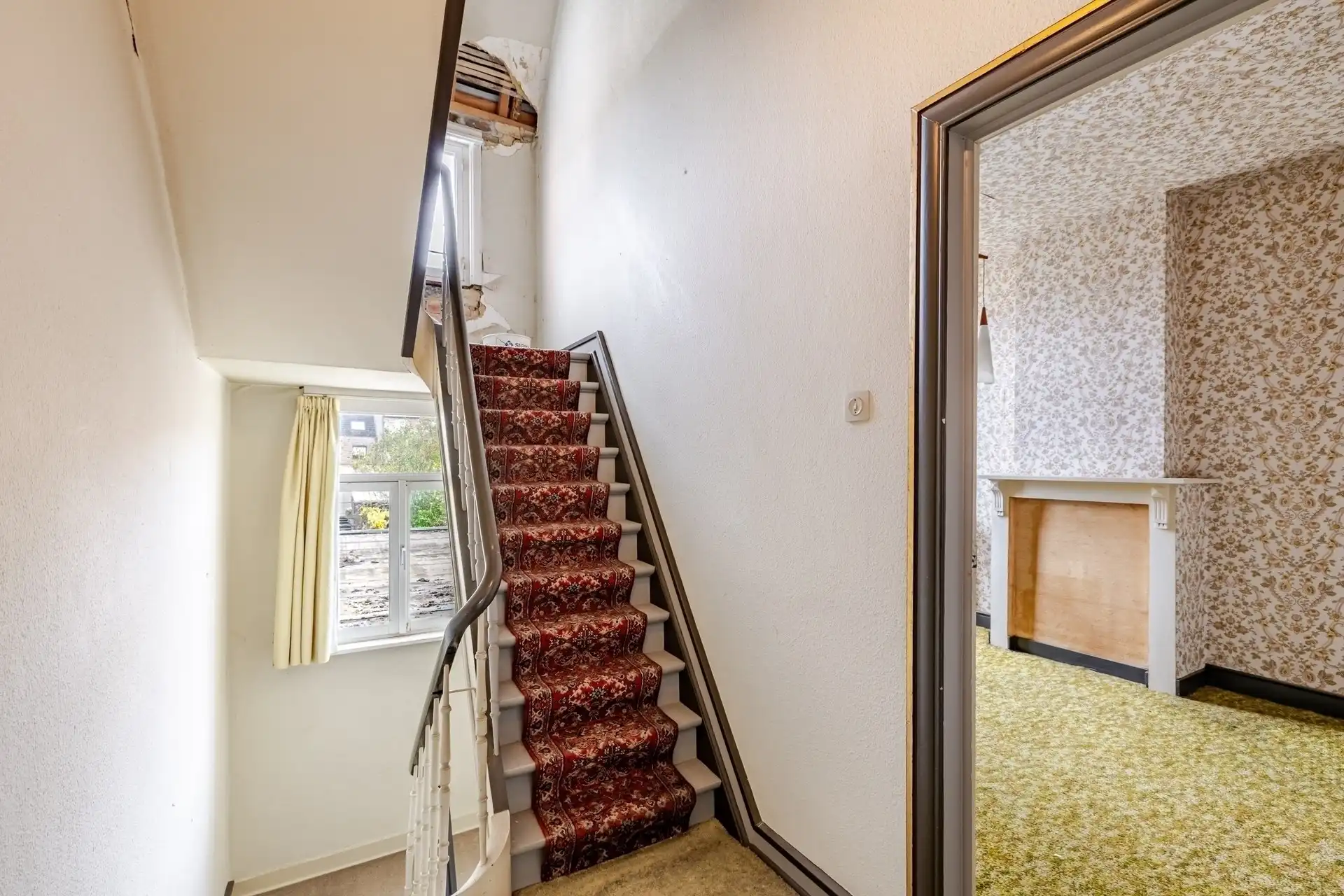 Te renoveren woning met 4 slaapkamers in centrum Wetteren foto 10