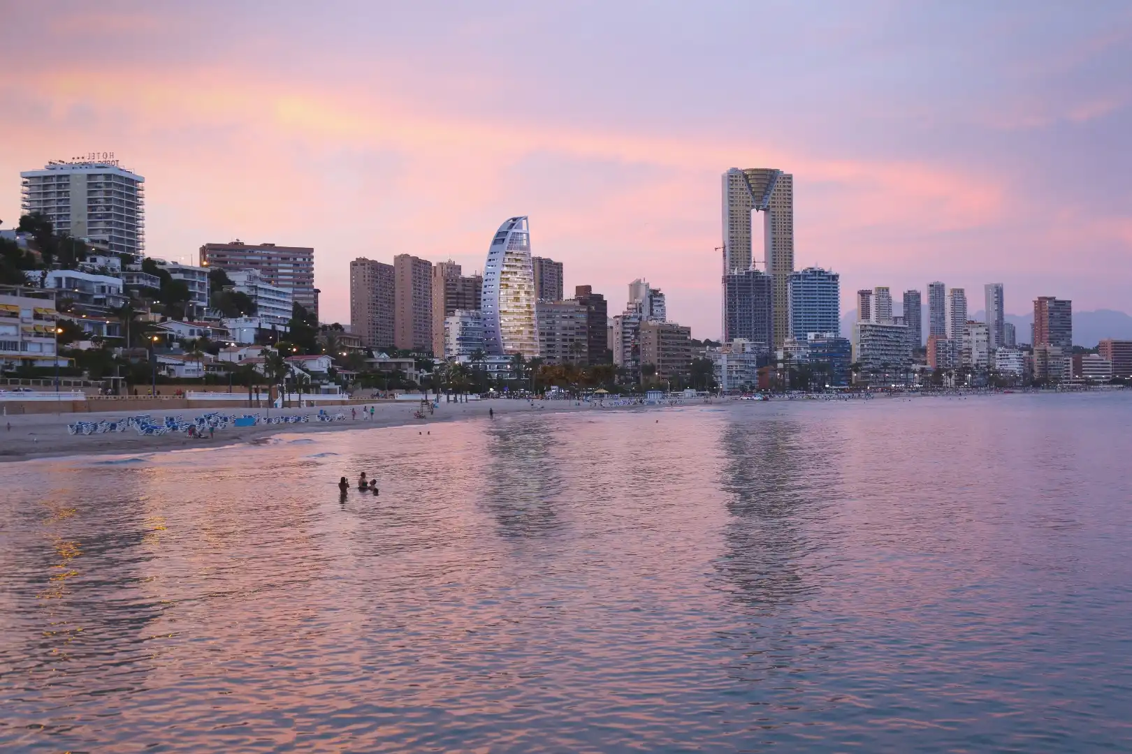 Ultra moderne 1ste lijn appartementen op Poniente beach Benidorm. foto 12