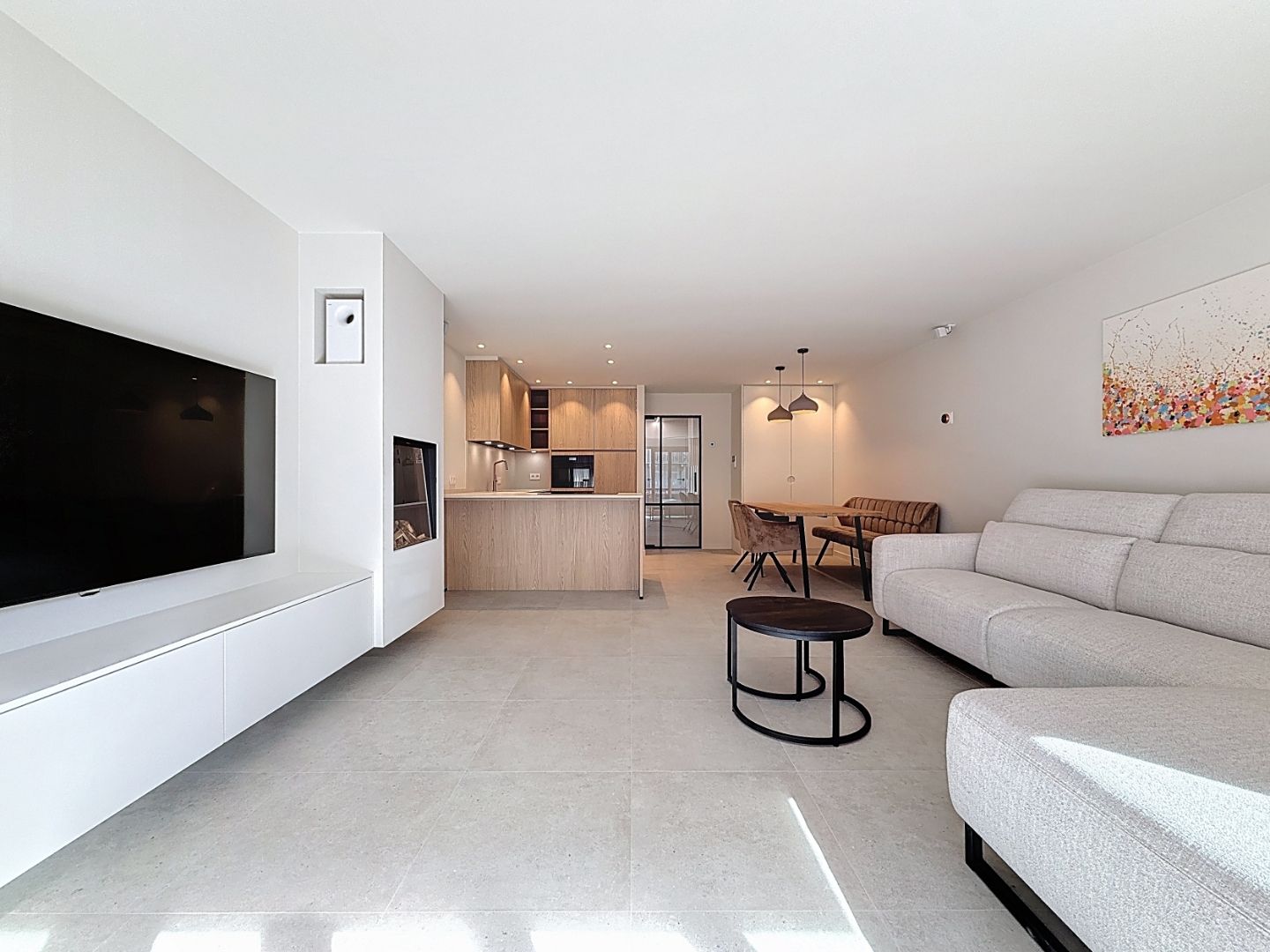 Stijlvol gerenoveerd appartement in Nieuwpoort foto 2