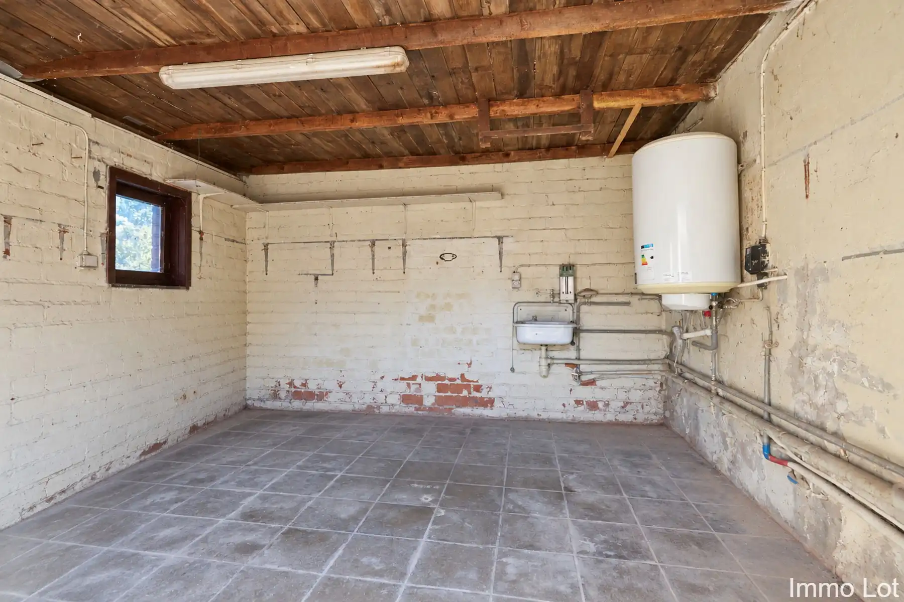 Ruime halfopen bebouwing op perceel van 765 m² foto 17