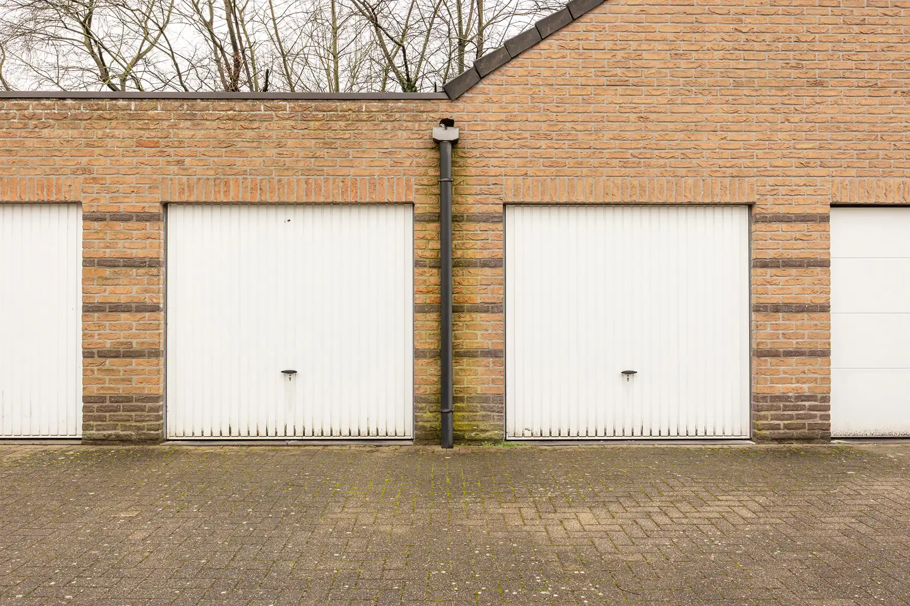 2 slaapkamer-appartement met 2 garages nabij centrum van Stabroek-Putte! foto 11