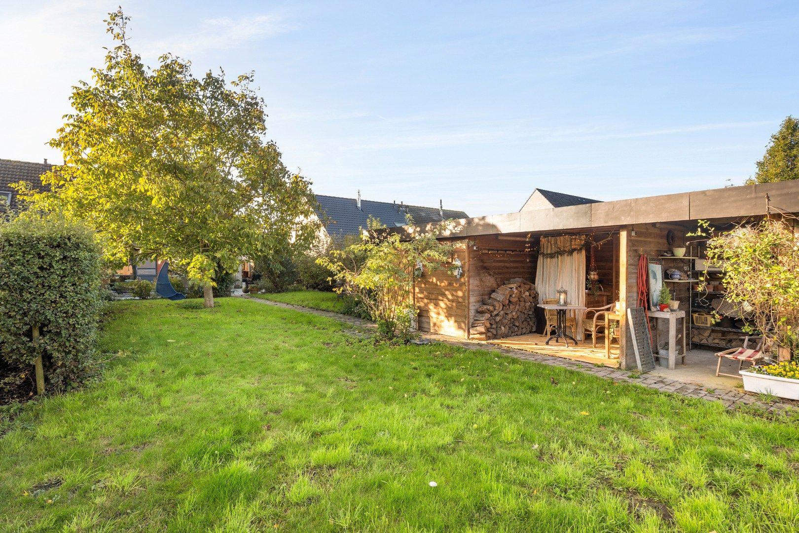 Instapklare woning met 3 slaapkamers, carport en verzorgde tuin in Beveren (Roeselare) foto 7