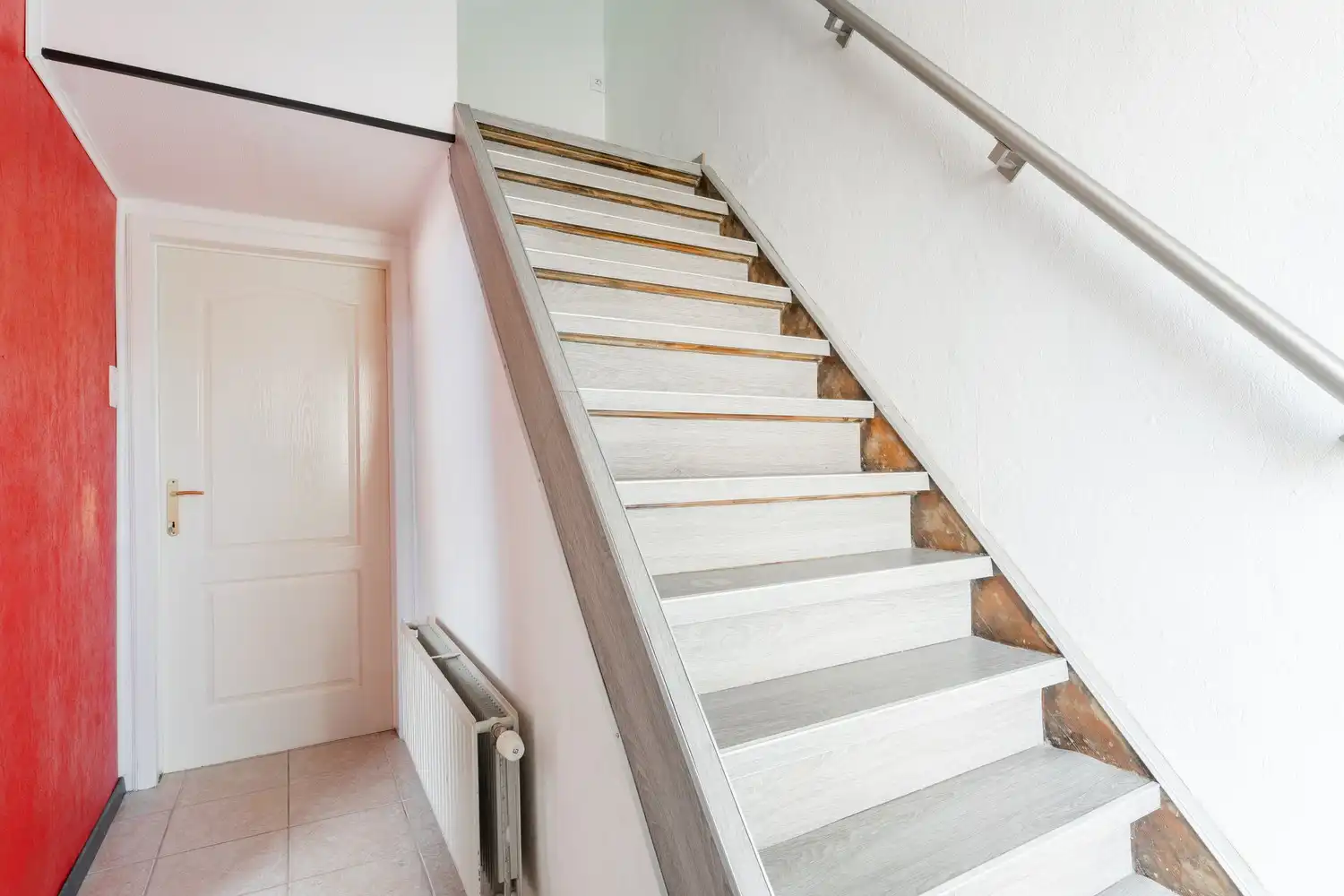 Ruime woning in een mooie omgeving, vlak bij de Nederlandse grens foto 18