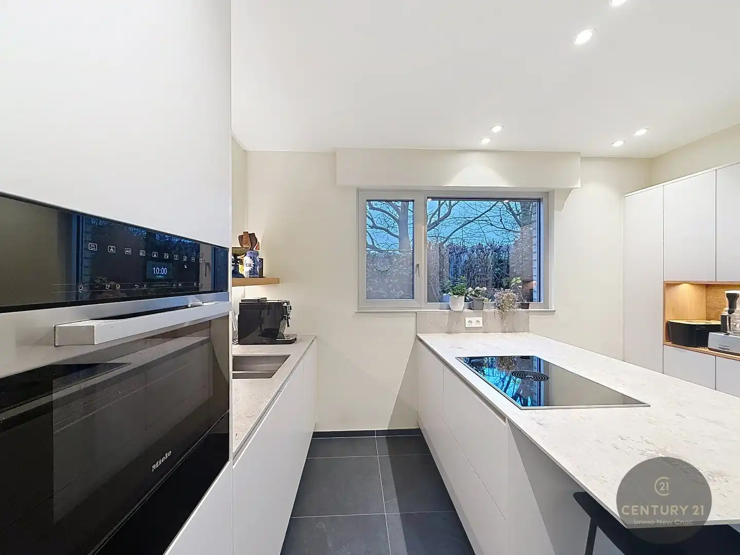 Ruime villa op fietsafstand van centrum Brugge. foto 9