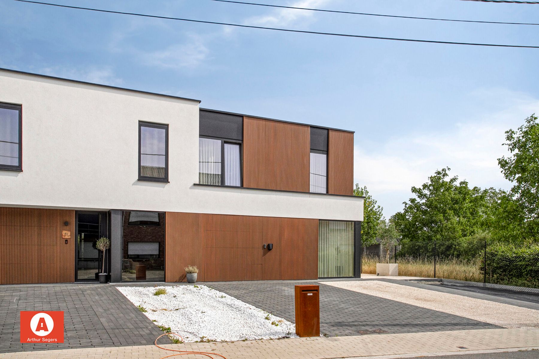 Zeldzame en energiezuinige designparel in Japandi-stijl foto 2