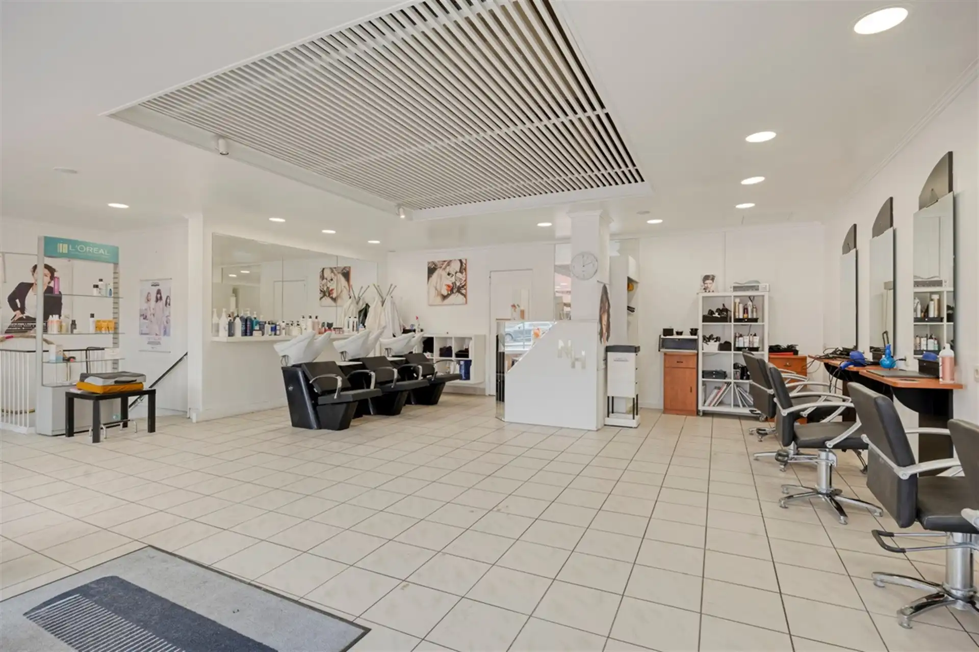 Prachtige commerciële ruimtes op een top locatie. foto 3