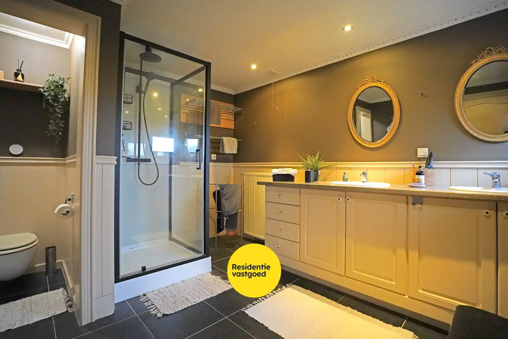 Prachtige, energiezuinig gerenoveerde landelijke villa op 2.542 m² te Nieuwpoort foto 8