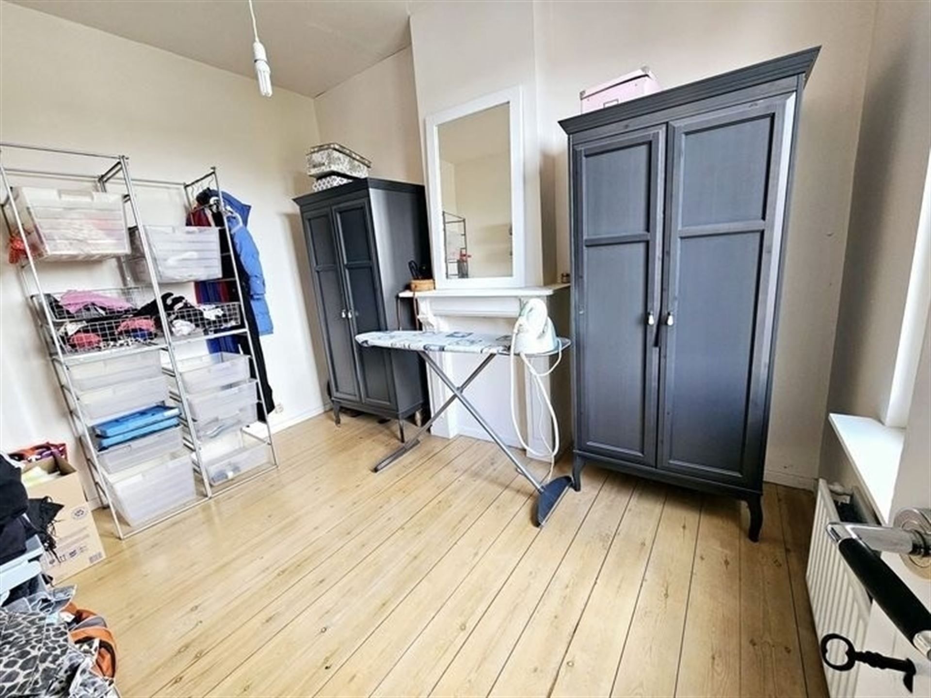 Charmante woning met 5 slpls en mooie tuin! foto 11