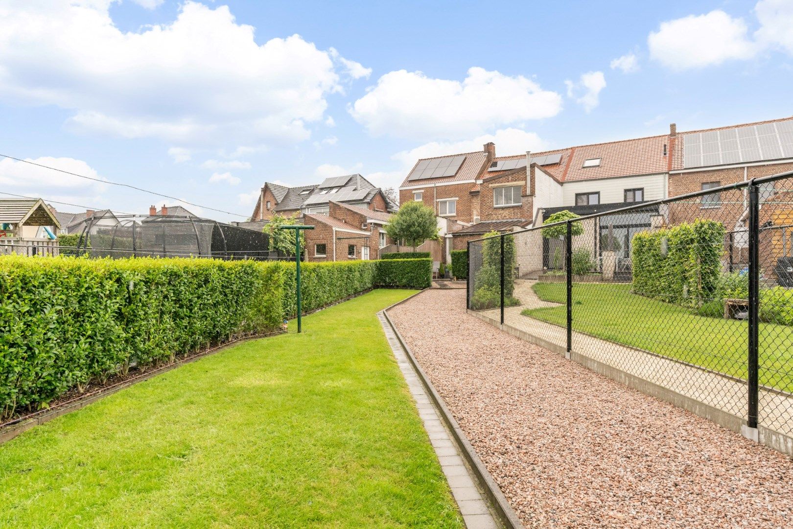 IN OPTIE - Uitstekend verzorgde gerenoveerde rijwoning met 4 slaapkamers, tuin en dubbele garage te Hoeselt op 4a61ca - perceel ook achteraan toegankelijk foto 39