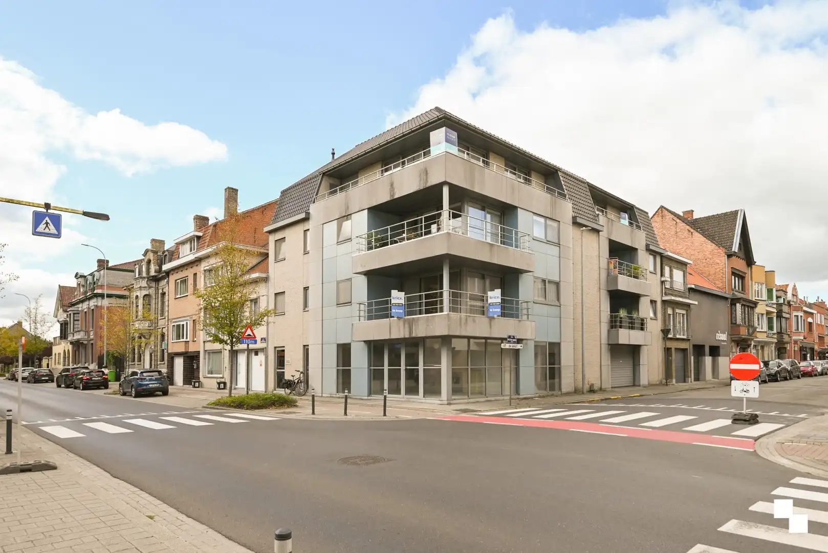Uiterst centraal gelegen commerciële ruimte foto 15