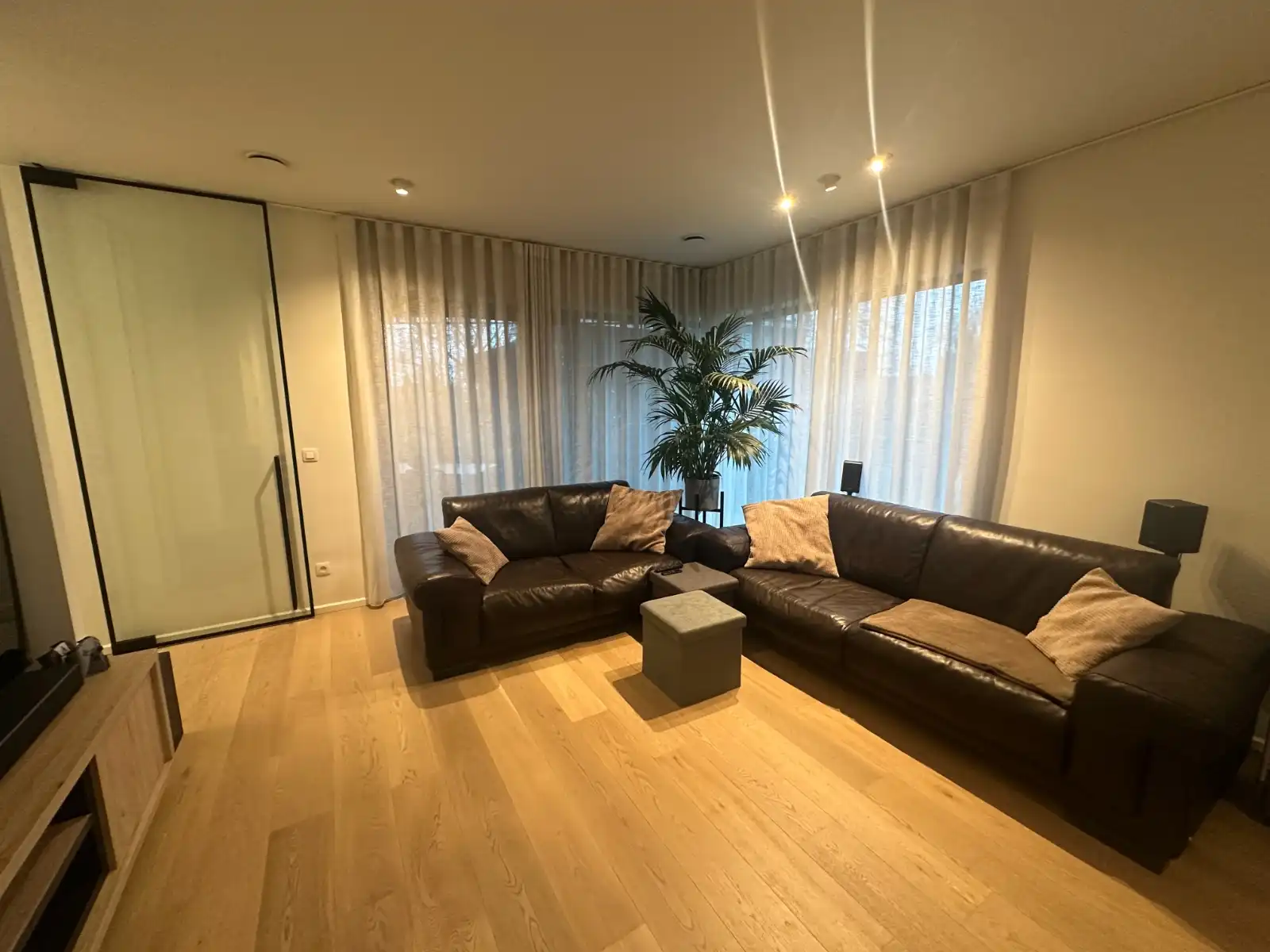 Appartement met staanplaats in parktuin! foto 2