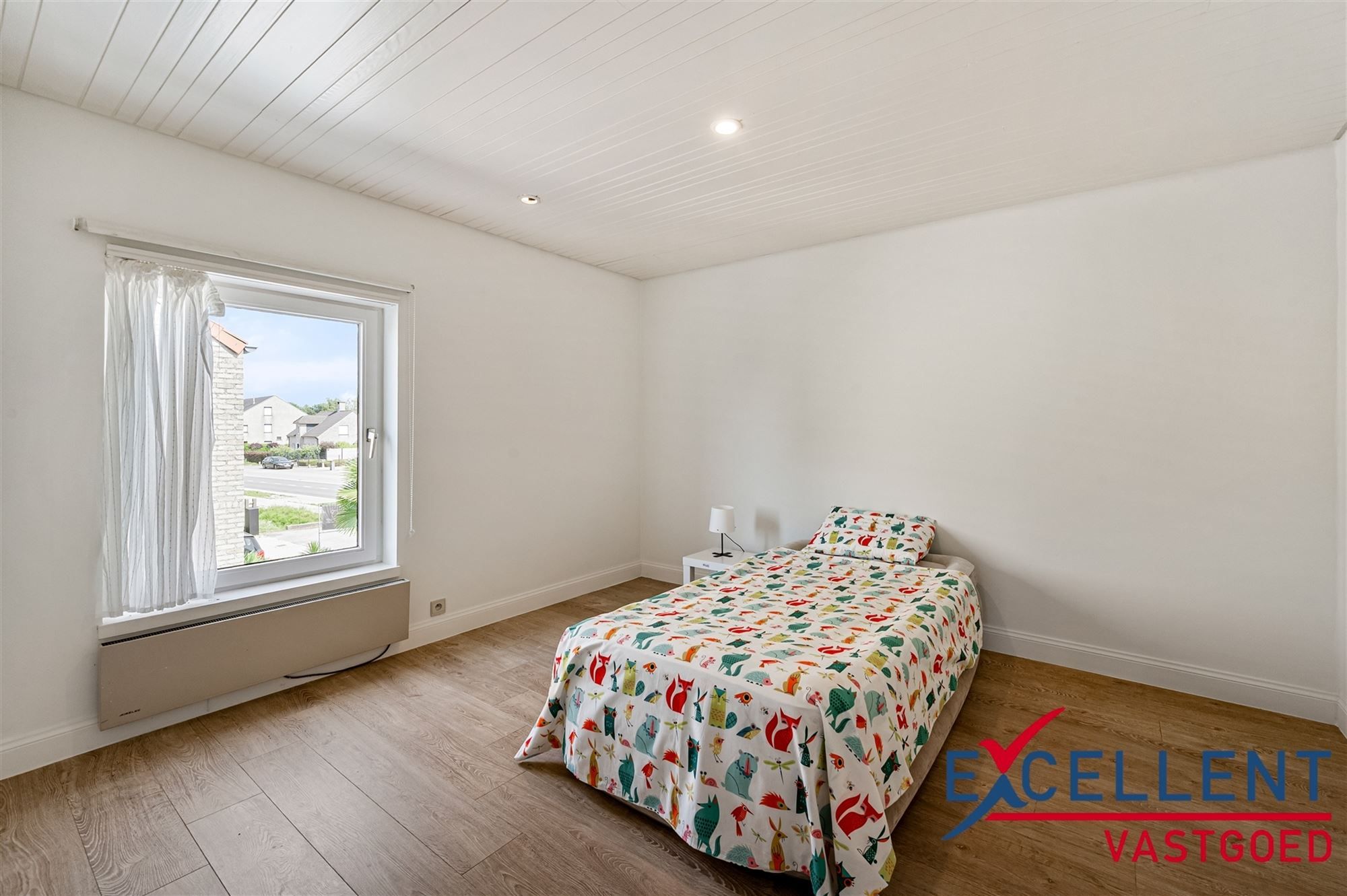 Charmante woning met prachtige tuin en bijhorend handelspand  foto 9