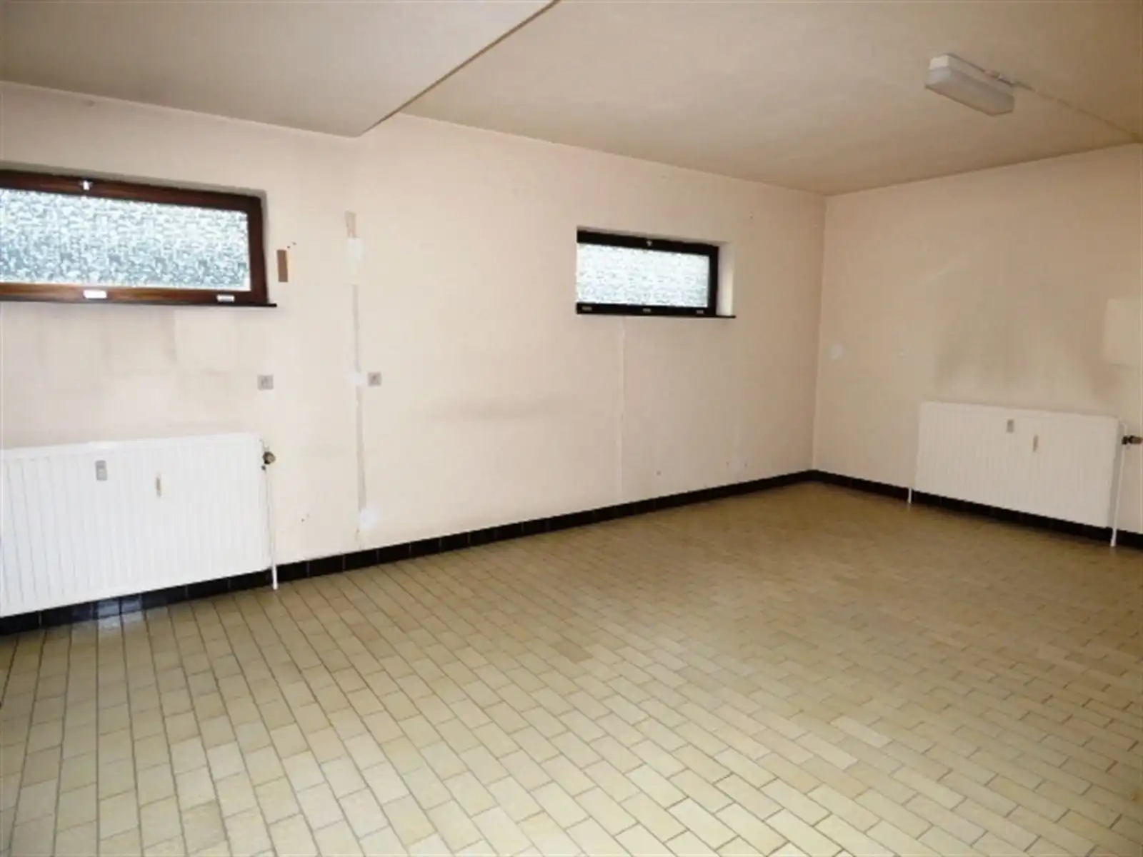 Commercieel gebouw foto 6