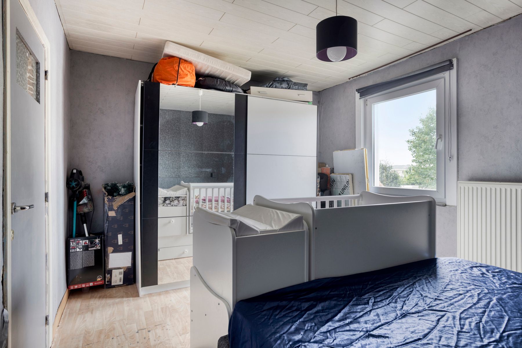 Op te frissen woning met potentieel in Zele foto 12