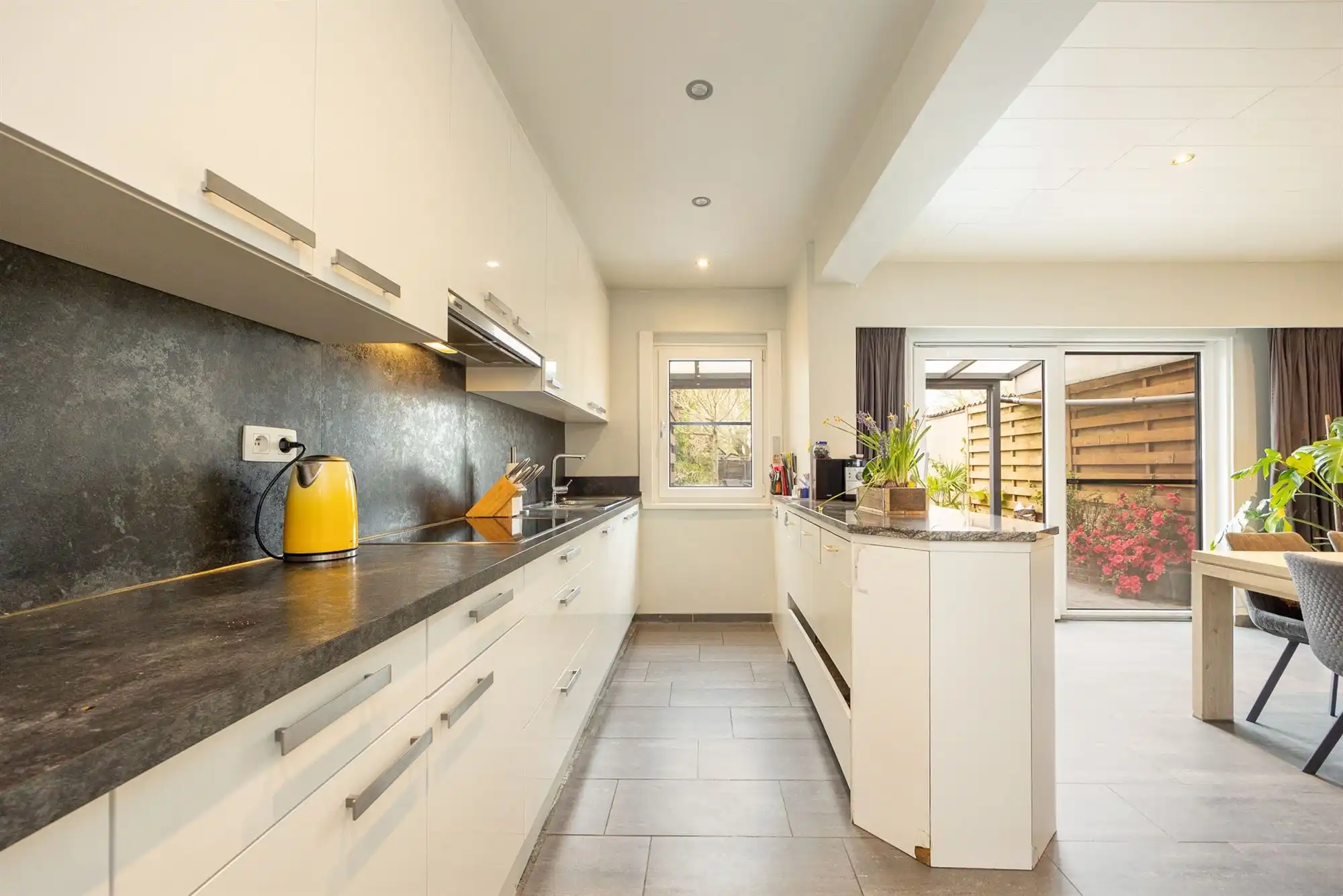 Instapklare gezinswoning met 3 à 4 slpk en zonnige tuin foto 25