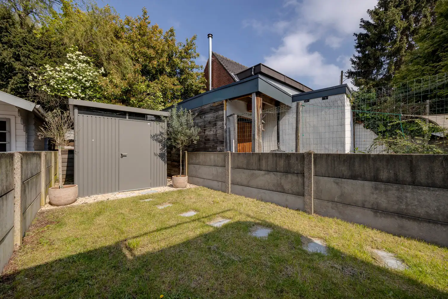 RUIME BEL-ÉTAGE MET DRIE SLAAPKAMERS IN CENTRUM BURCHT foto 32