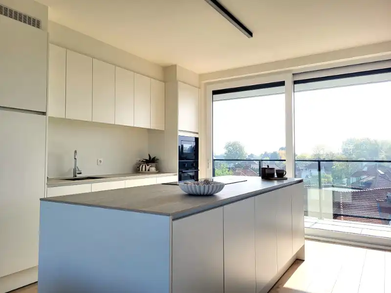 2-slaapkamer dakappartement met ruime zongerichte terrassen foto 3