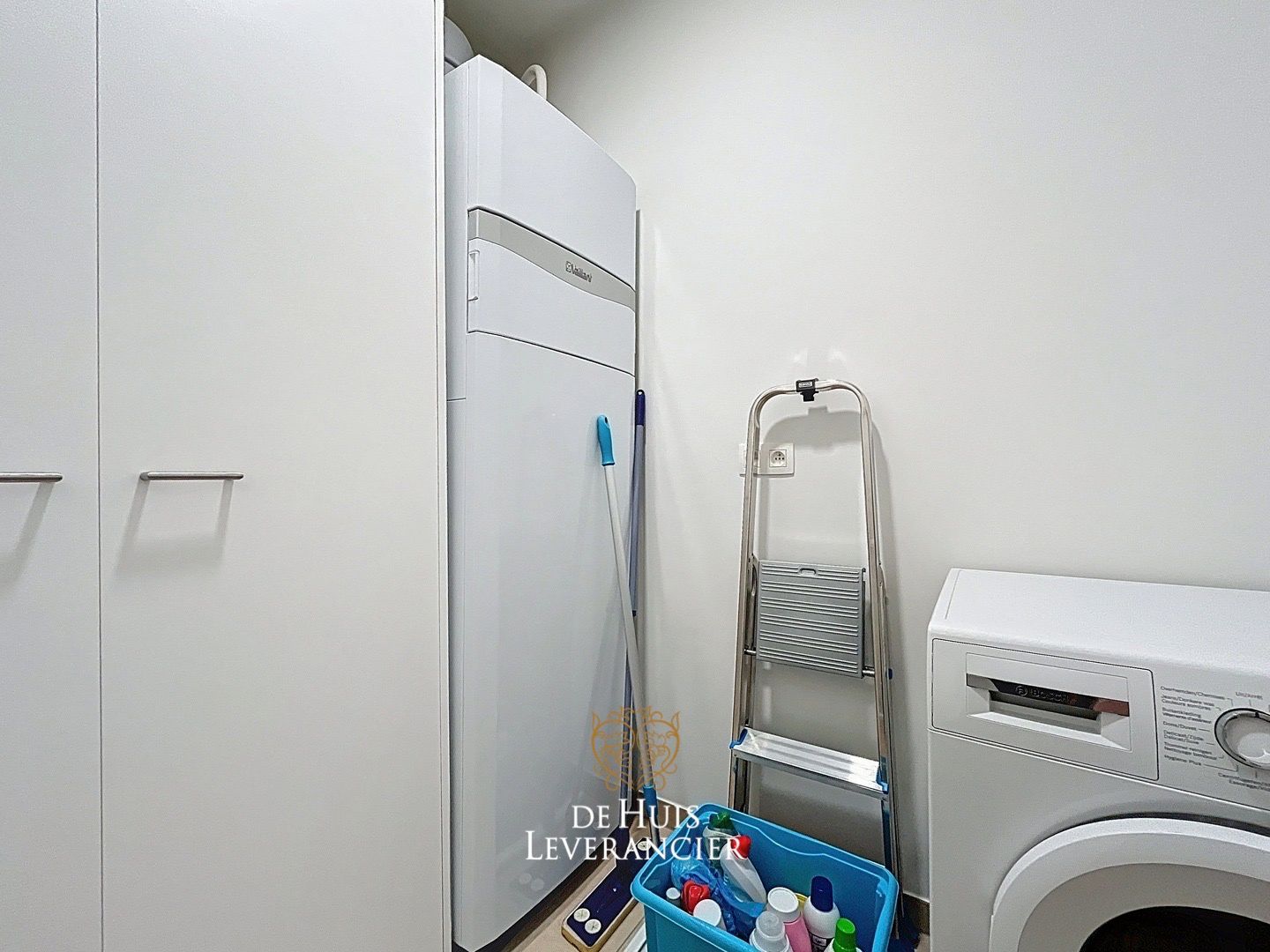 Discrete luxe & tijdloze elegantie : subliem nieuwbouwappartement met terras en gemeenschappelijk tuin te koop in Boechout foto 28