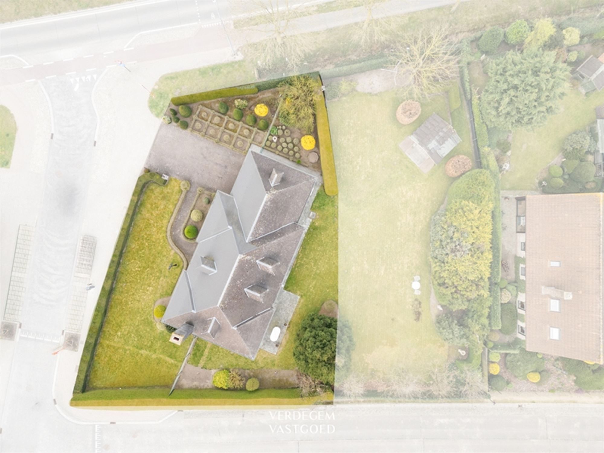 Imposante villa met eindeloos potentieel: een unieke kans! foto 14