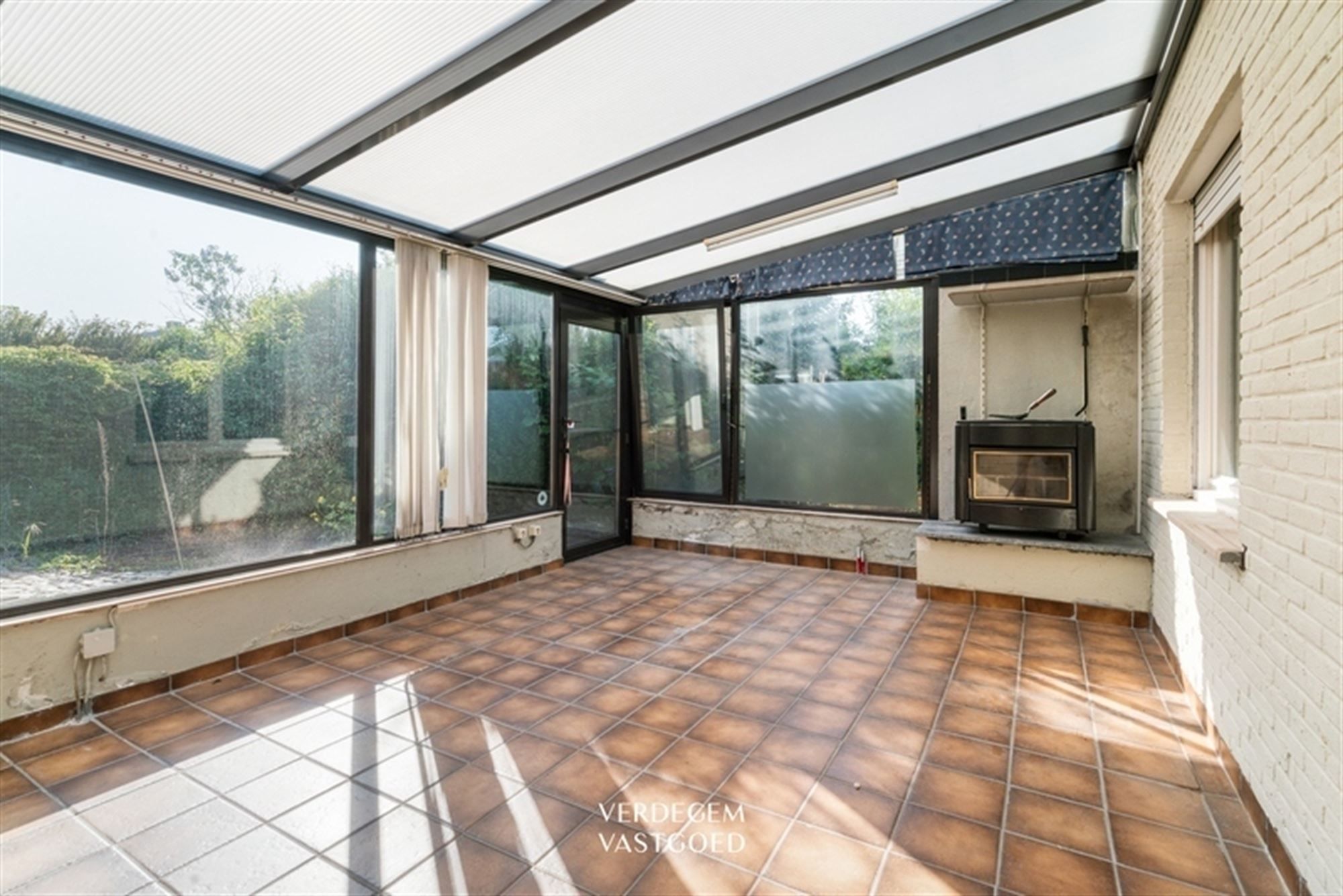 Te renoveren bungalow met 3 slaapkamers in fijne woonwijk foto 13