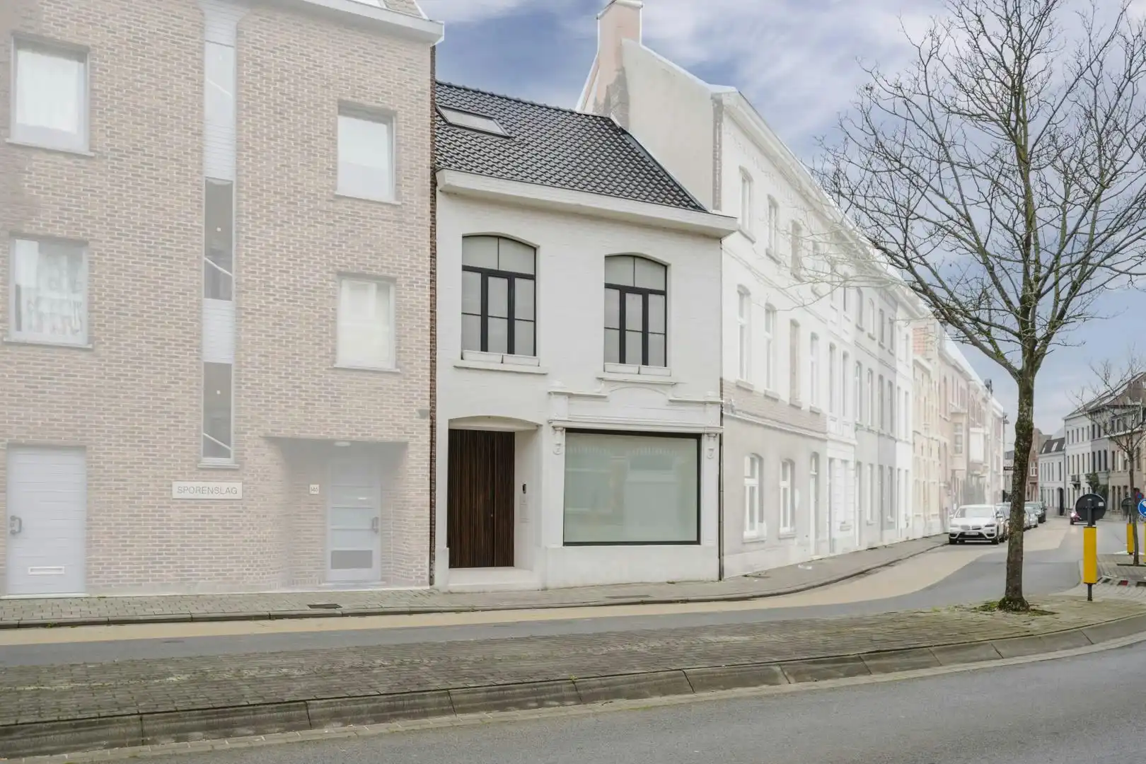 Instapklaar karaktervol huis te koop te Kortrijk foto 2