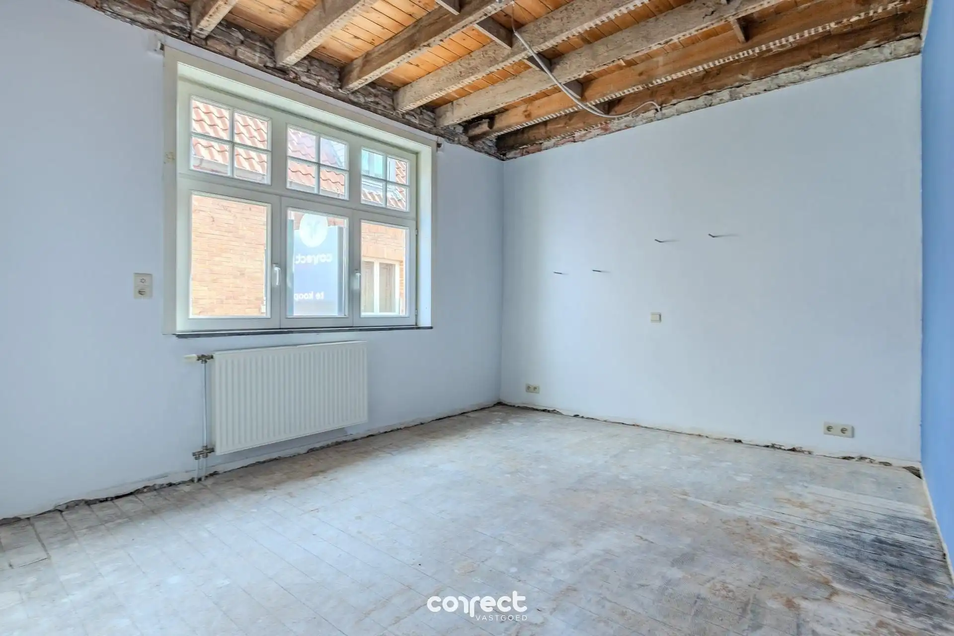 Te renoveren stadswoning op uitstekende ligging. foto 7