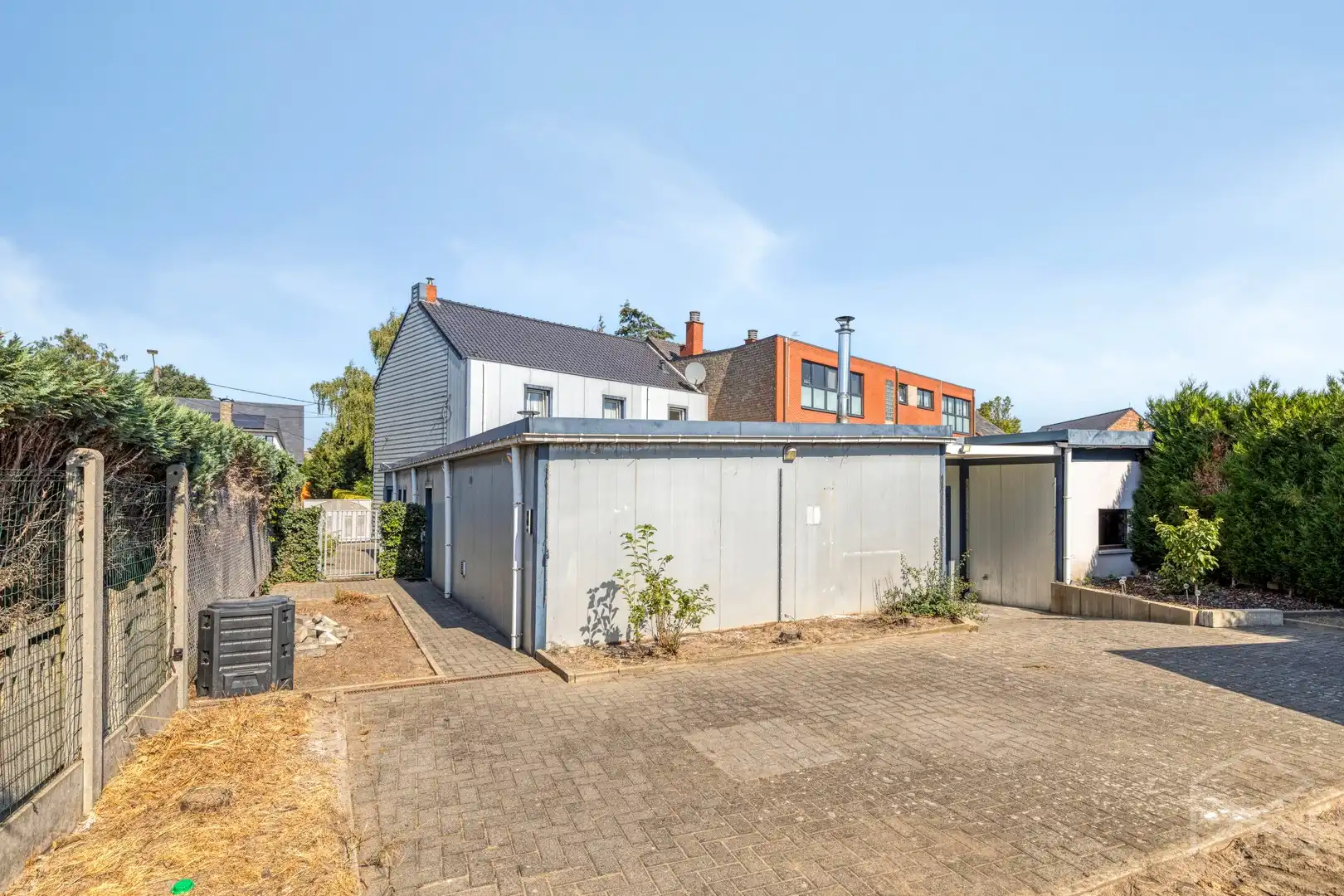 Handelspand met woonst (315m²) te koop in Ham foto 33