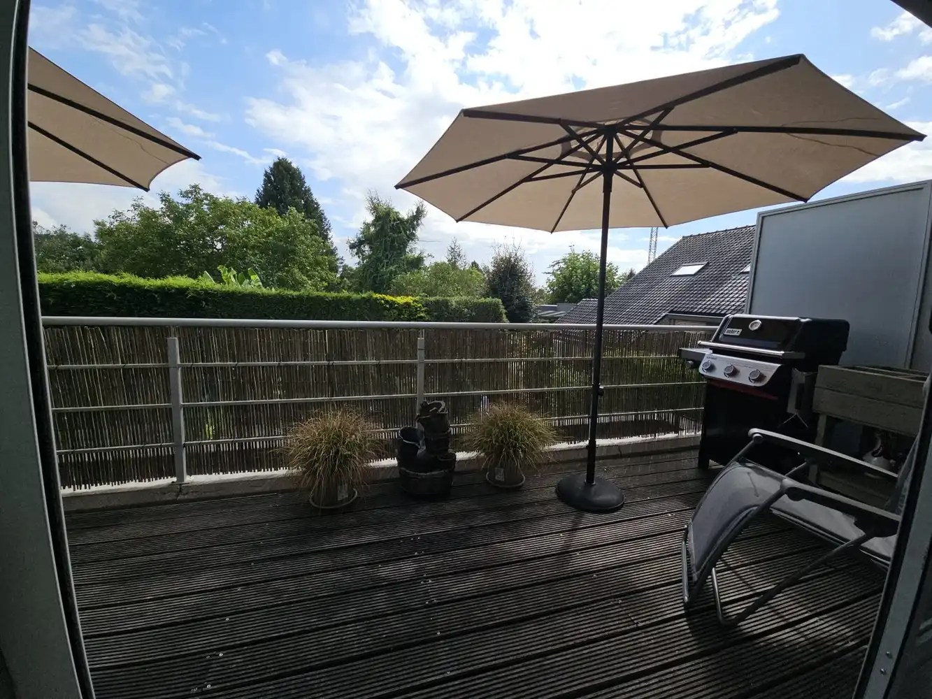 Duplex appartement met ruim terras en carport/berging foto 8