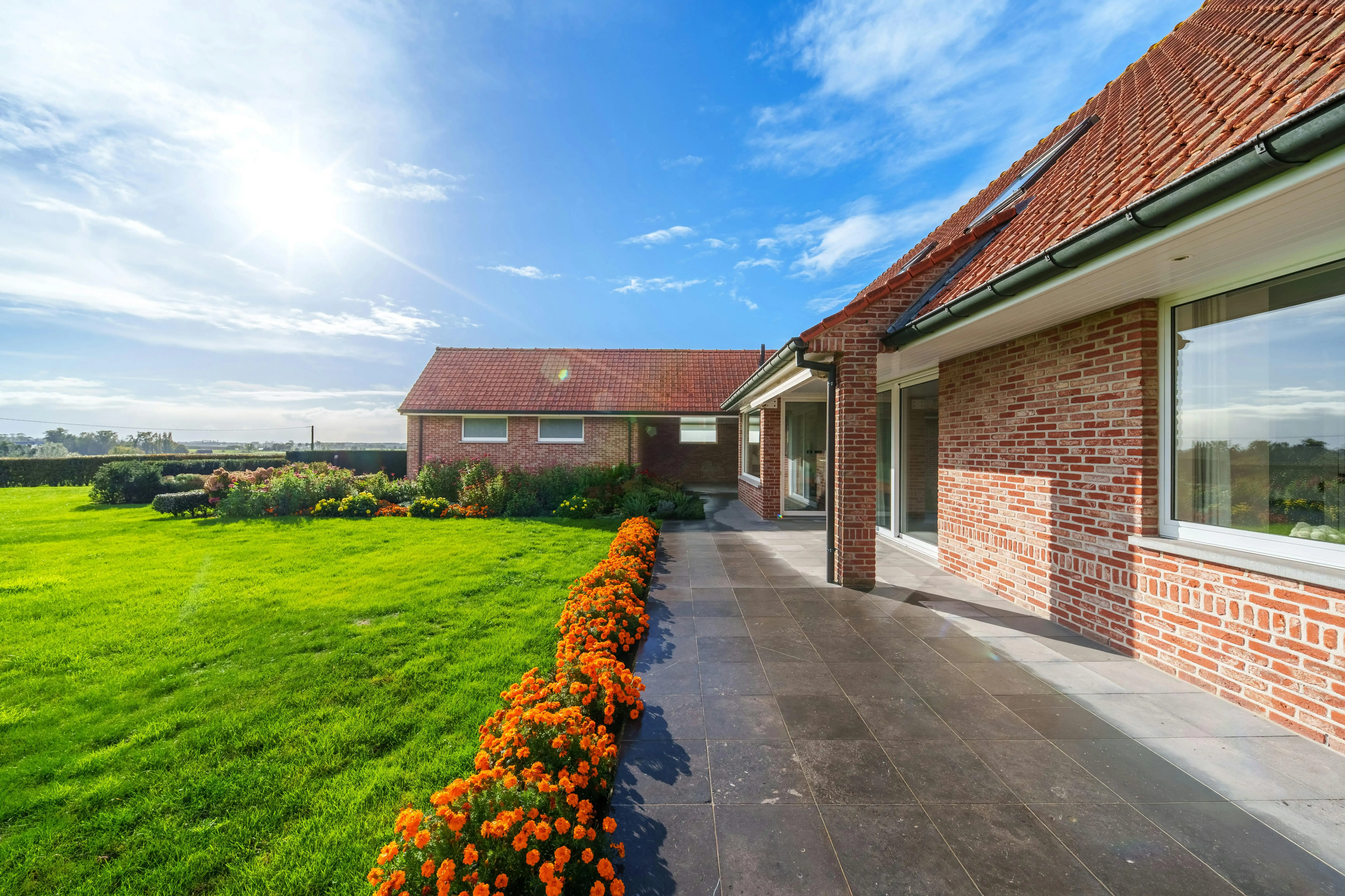 Unieke villa op 2,1 ha met 360°-uitzicht en eigen bos foto 24