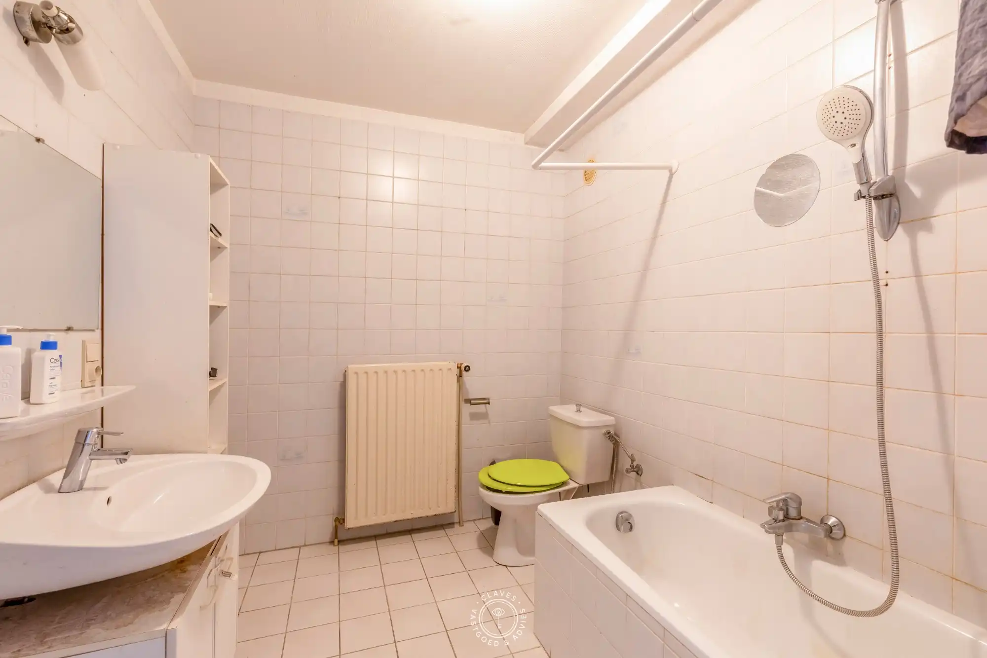 Lichtrijk tweeslaapkamerappartement met autostaanplaats op toplocatie foto 13