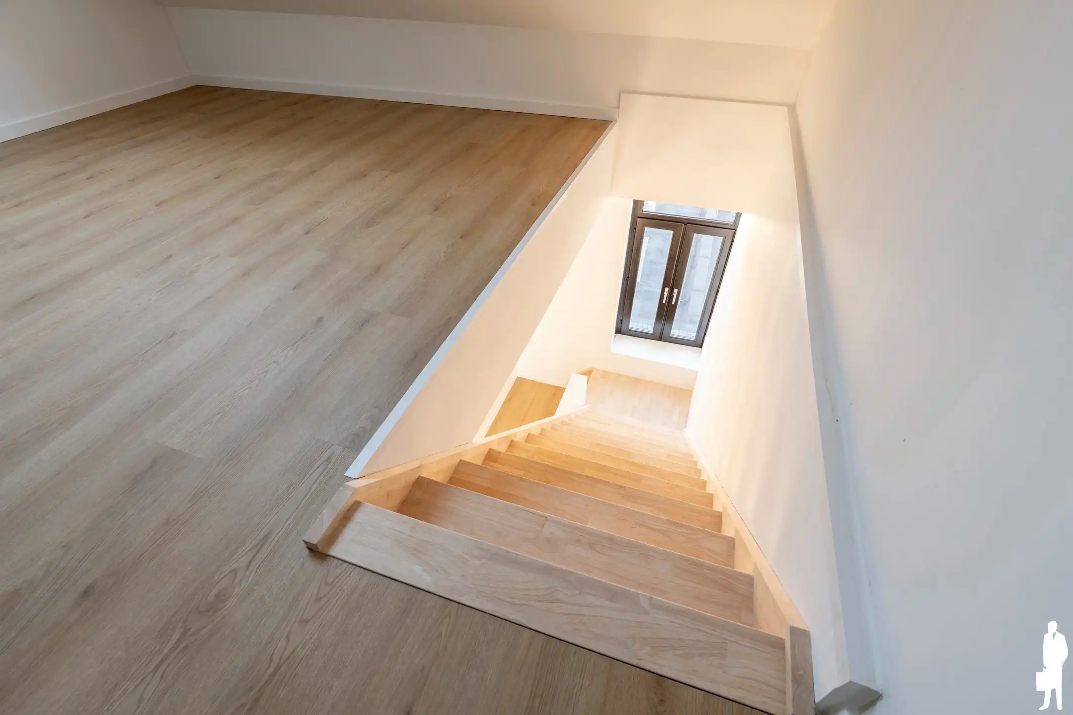 Gerenoveerde woning met tuin en handige achtertoegang foto 18