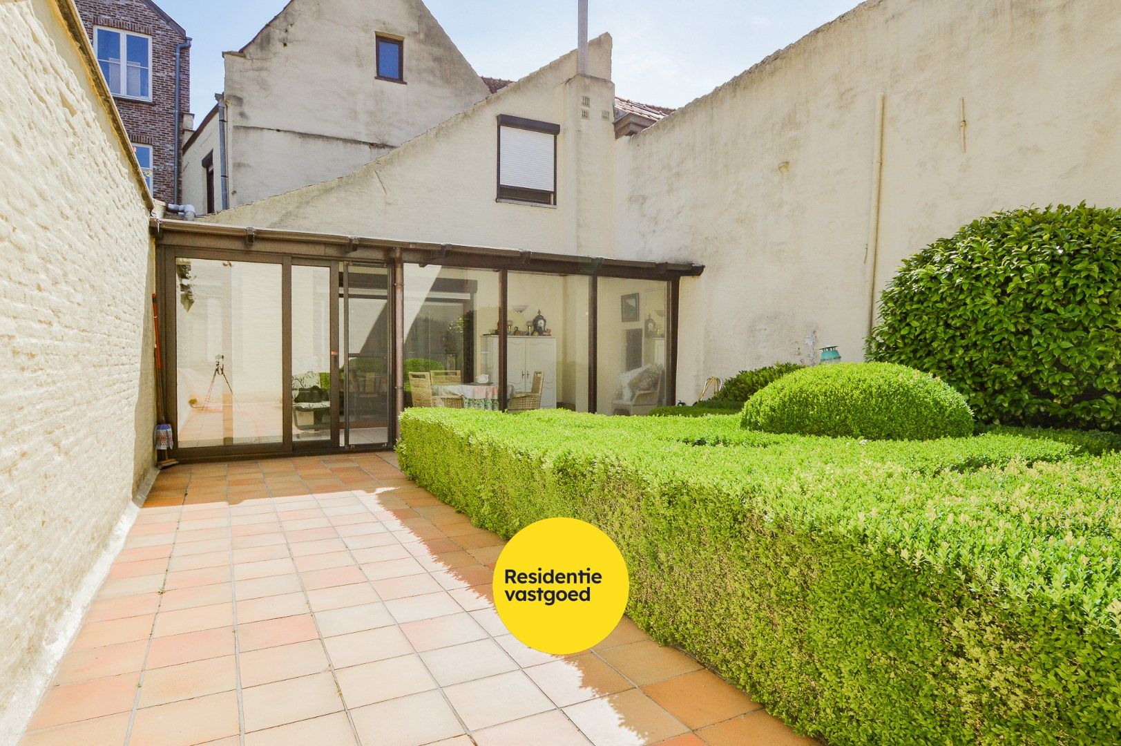 Verrassend ruime stadswoning (bew. opp. 216 m²) op toplocatie in de Brugse binnenstad foto 3