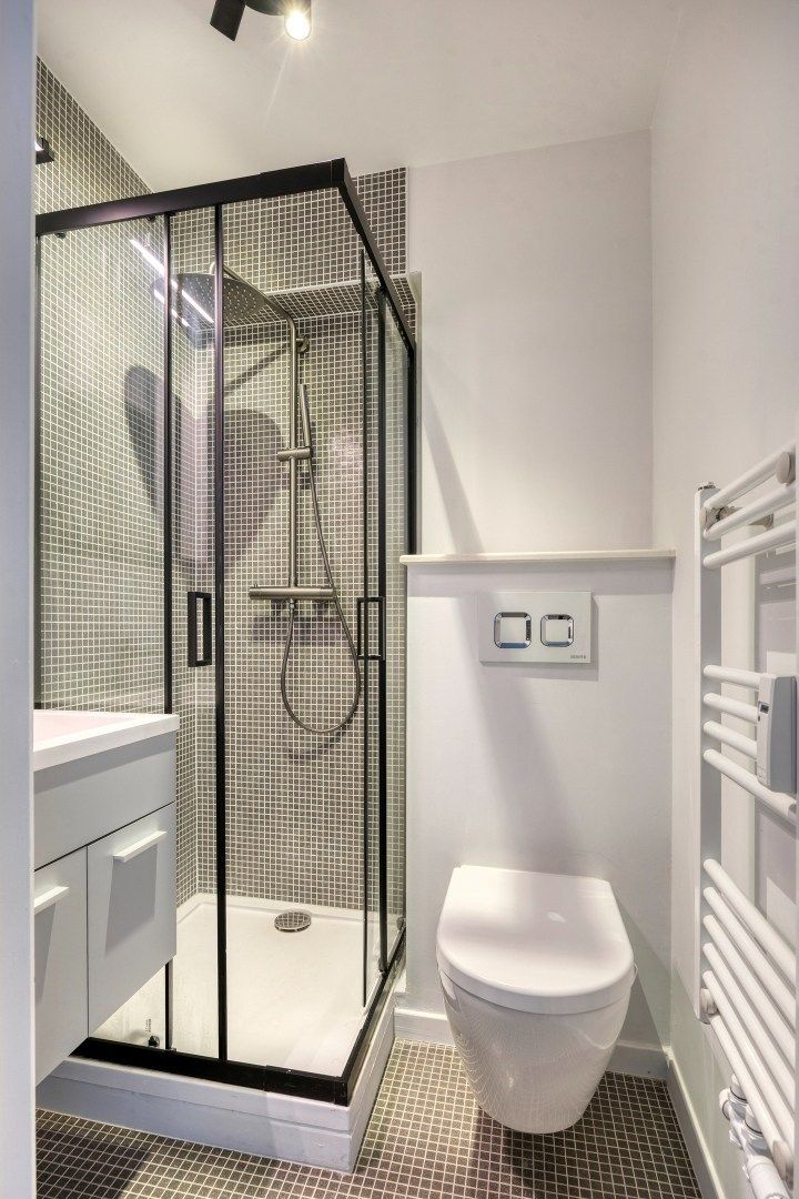 Volledig gerenoveerde en gemeubelde studentenkamers met privé-sanitair. foto 9