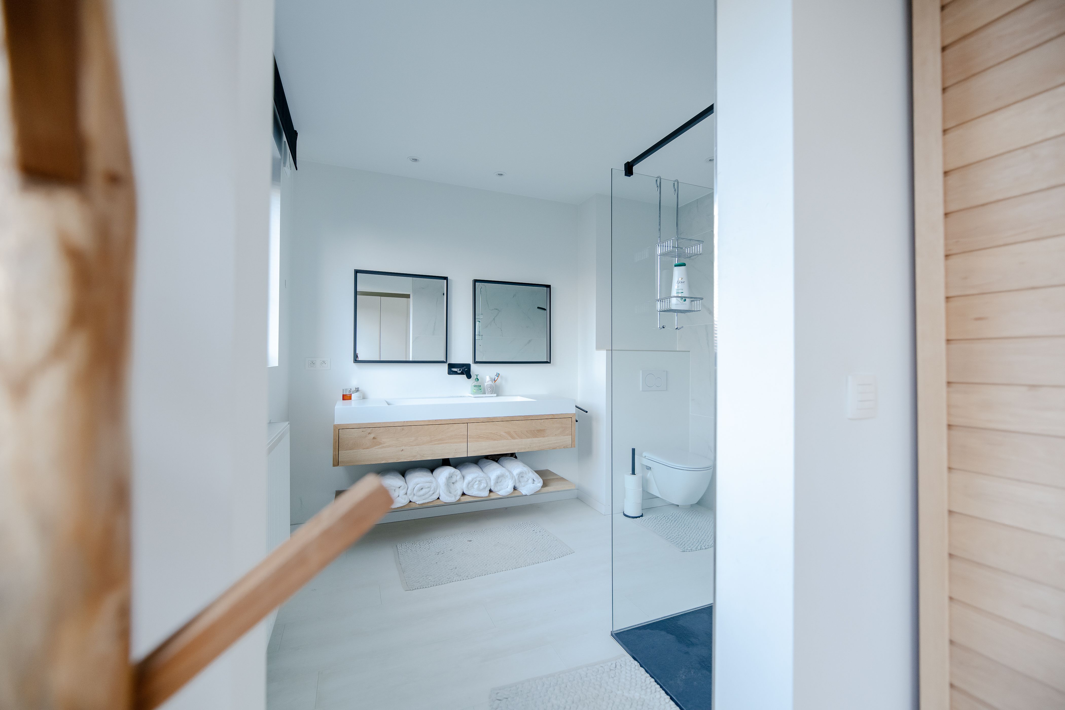 Feelgood woning met 4 slpks, 2 badk en prachtige tuin foto 28