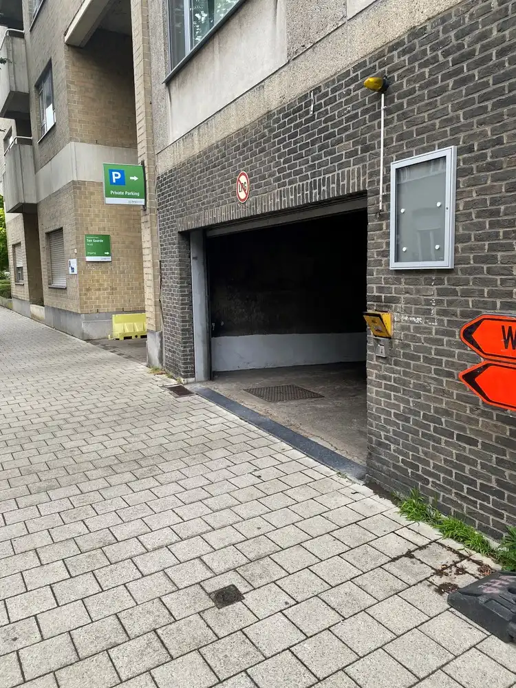Ondergrondse staanplaatsen te Antwerpen foto 2