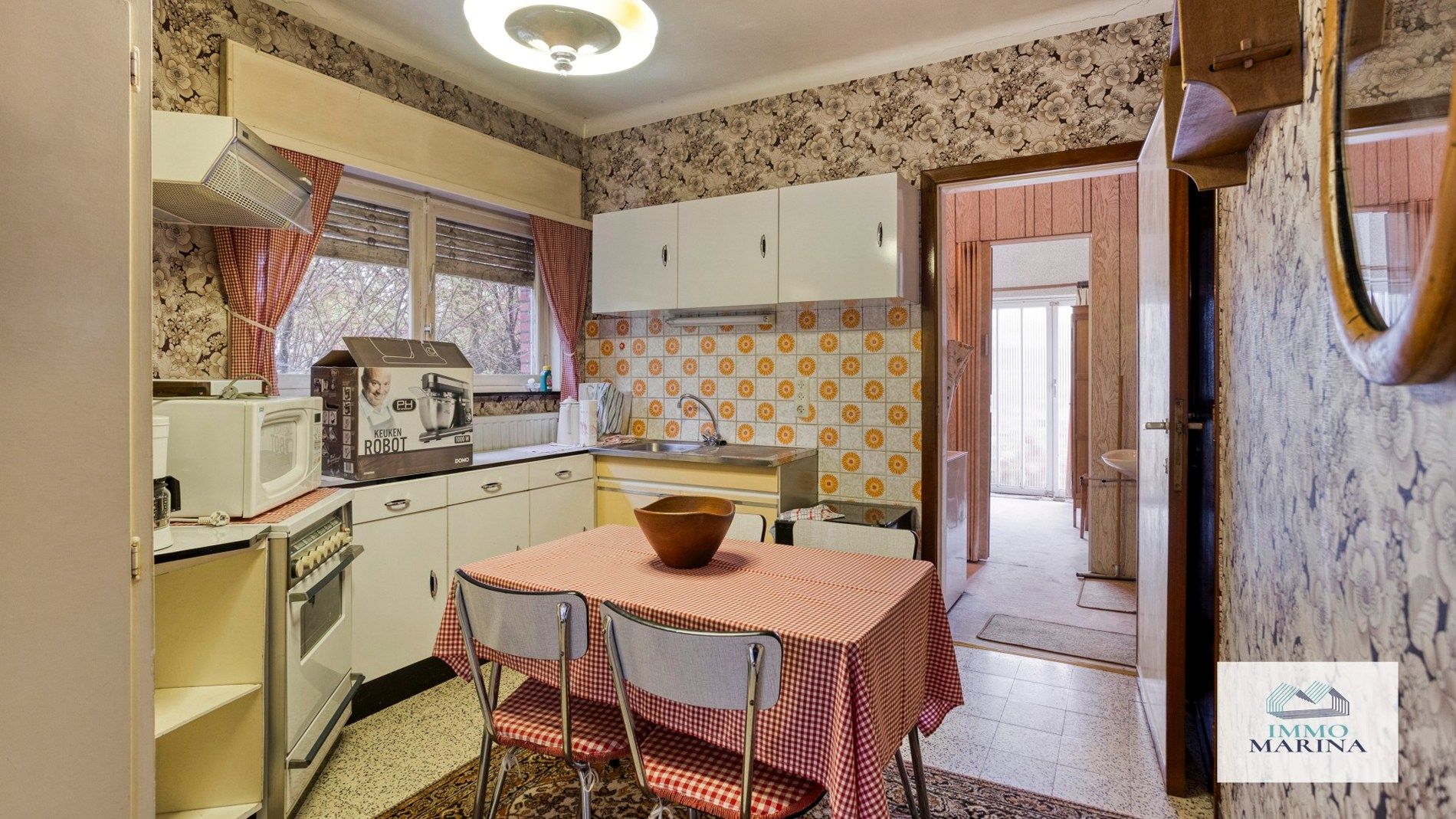 Zeer rustig gelegen woning met 2 slpks op 24a 10ca foto 6