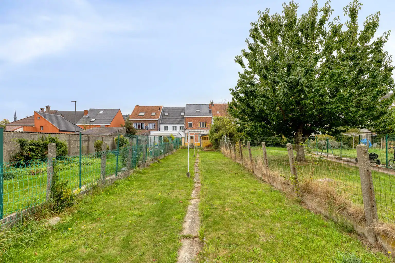 Te moderniseren, charmante tweegevelwoning met tuin foto 20