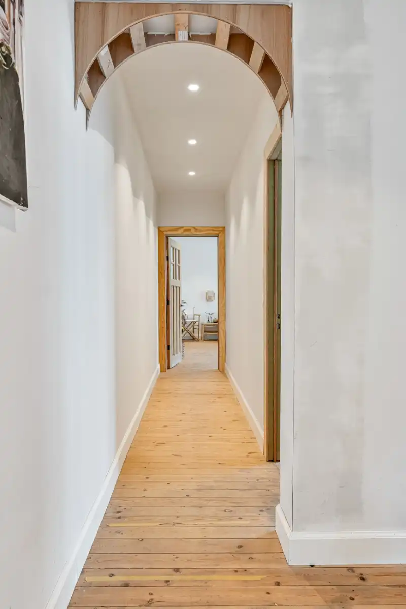 Karaktervolle interbellumwoning met loods nabij de Markt van Gavere foto 10