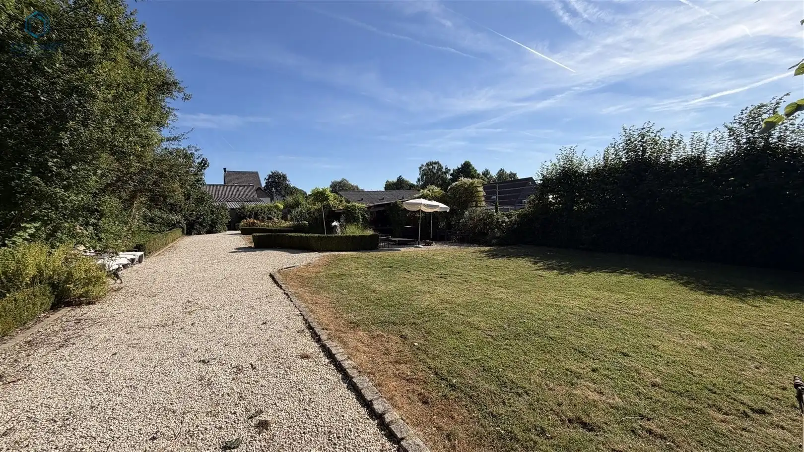 UNIEKE LANDELIJKE HOEVE OP 8.035 M² EEN DROOM VOOR PAARDENLIEFHEBBERS, GROTE GEZINNEN & ONDERNEMERS foto 36